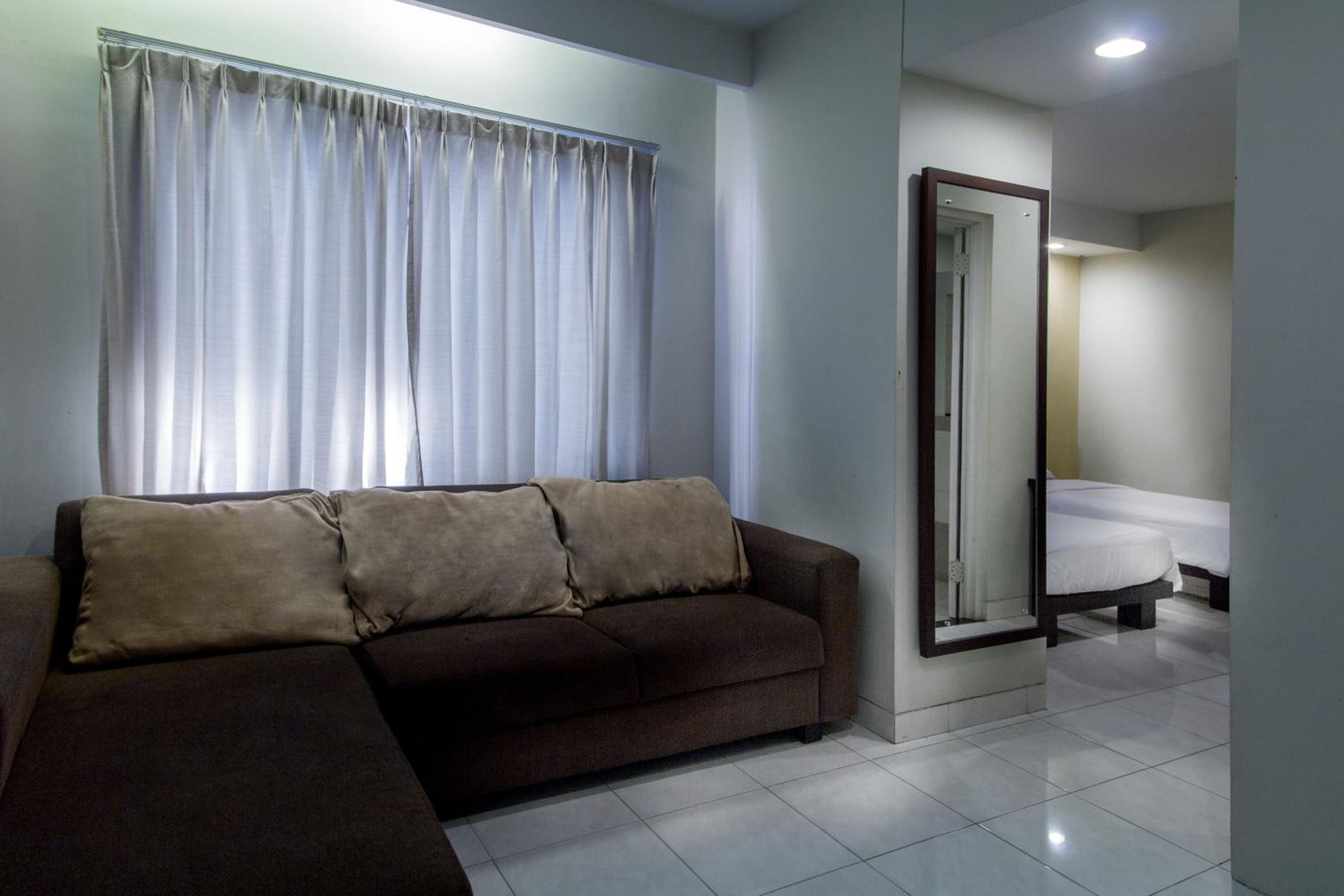 Executive Suite photo 2
