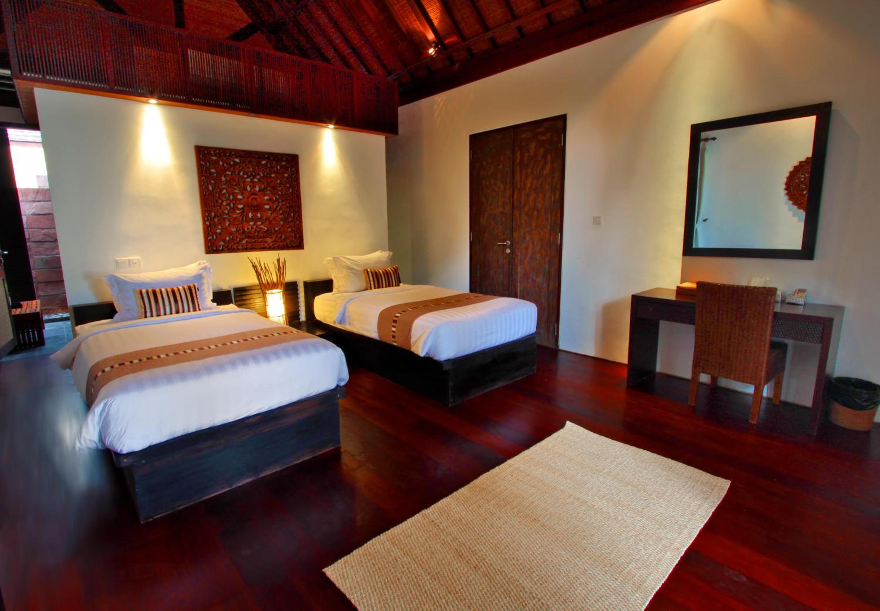 Villa with Private Pool photo 3
