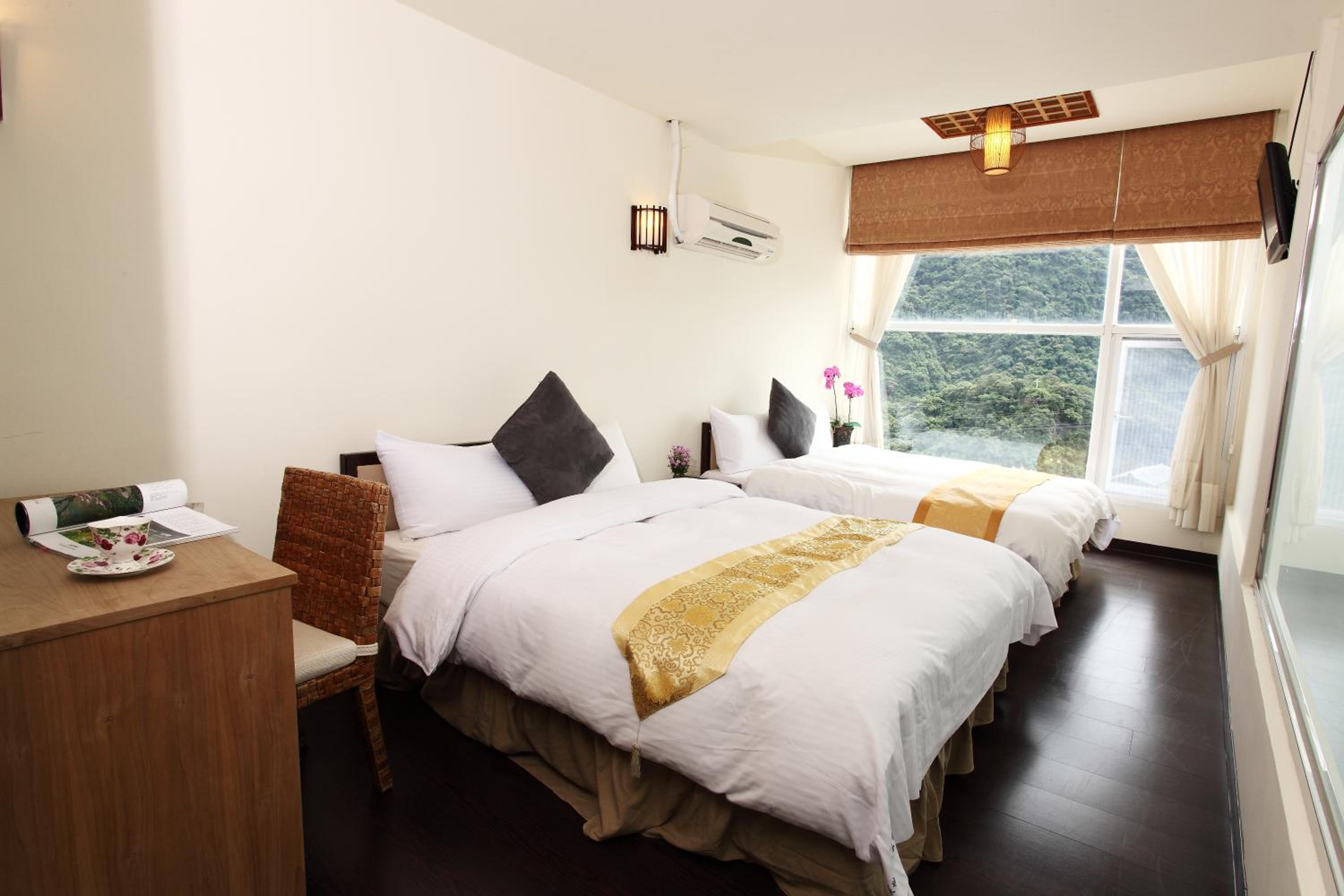 Deluxe Quadruple Room photo 1