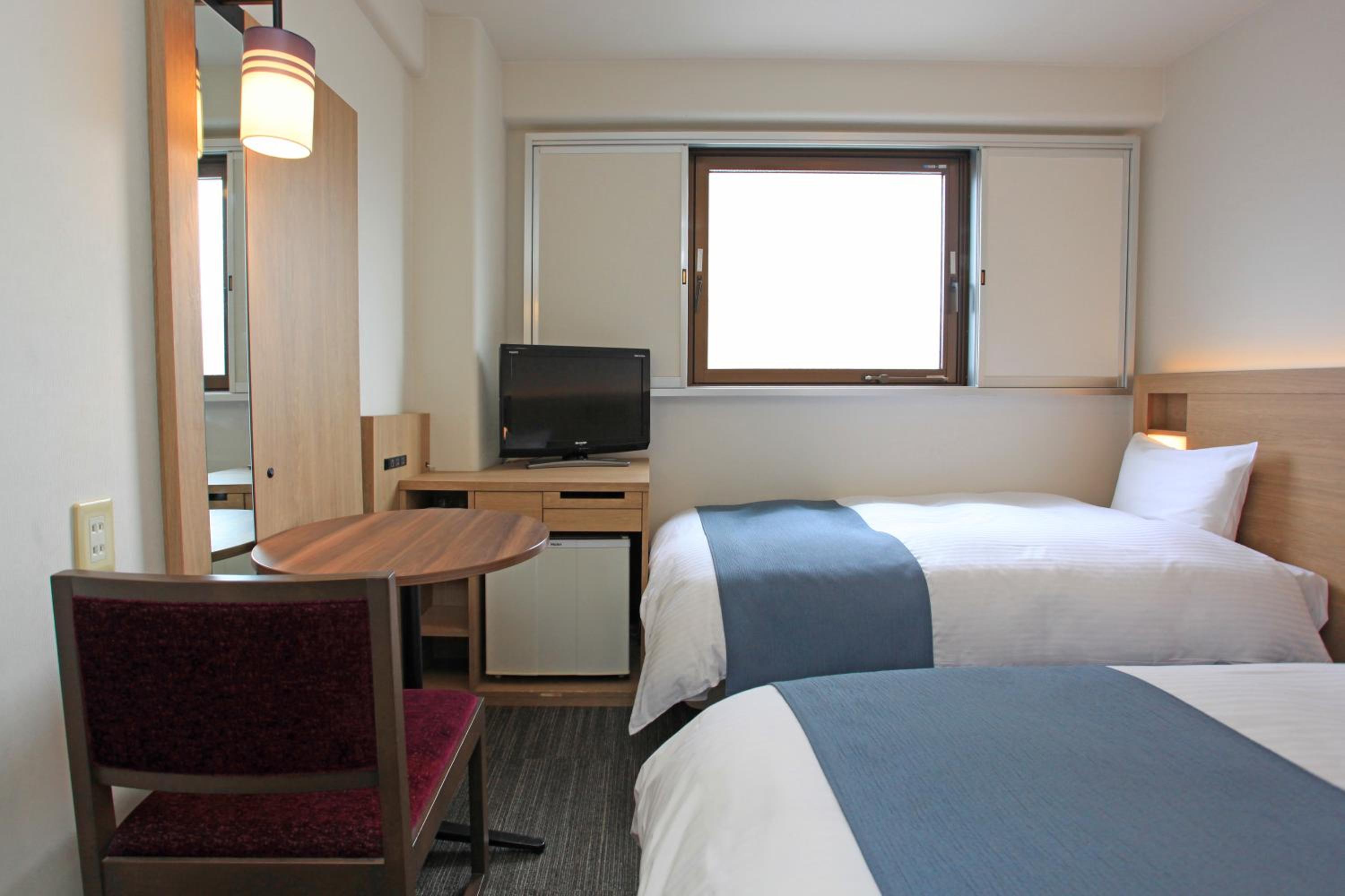 Twin Room - Photo 5