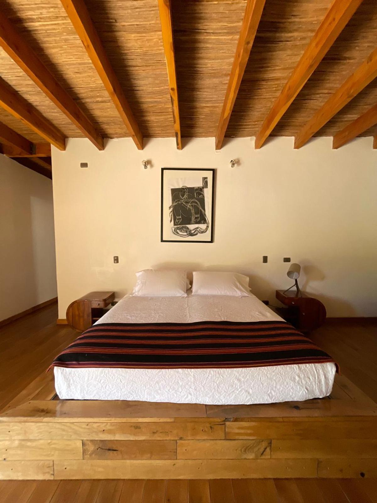 Deluxe Double Room with Bath photo 3