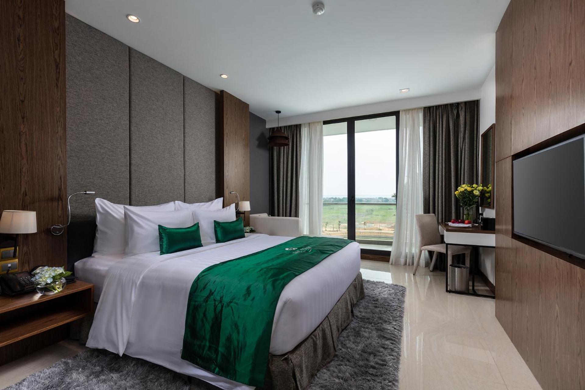 Double Room with Lake View photo 2