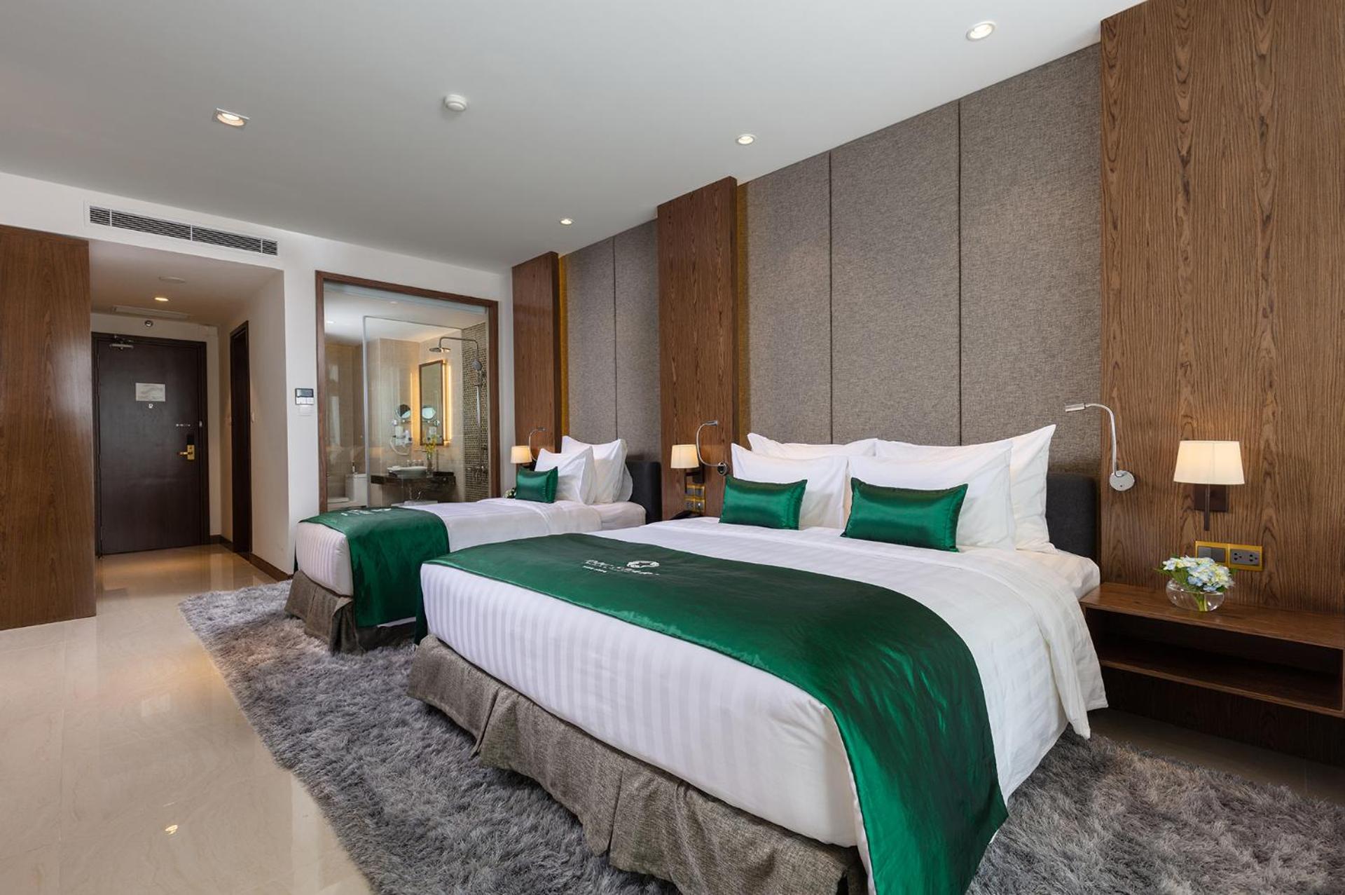 Deluxe Family Room - Photo 1