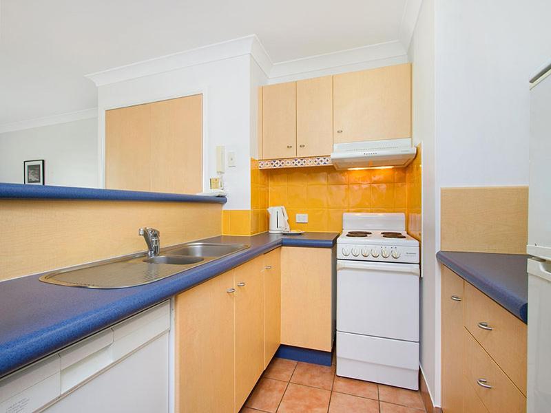 One-Bedroom Apartment - Photo 10
