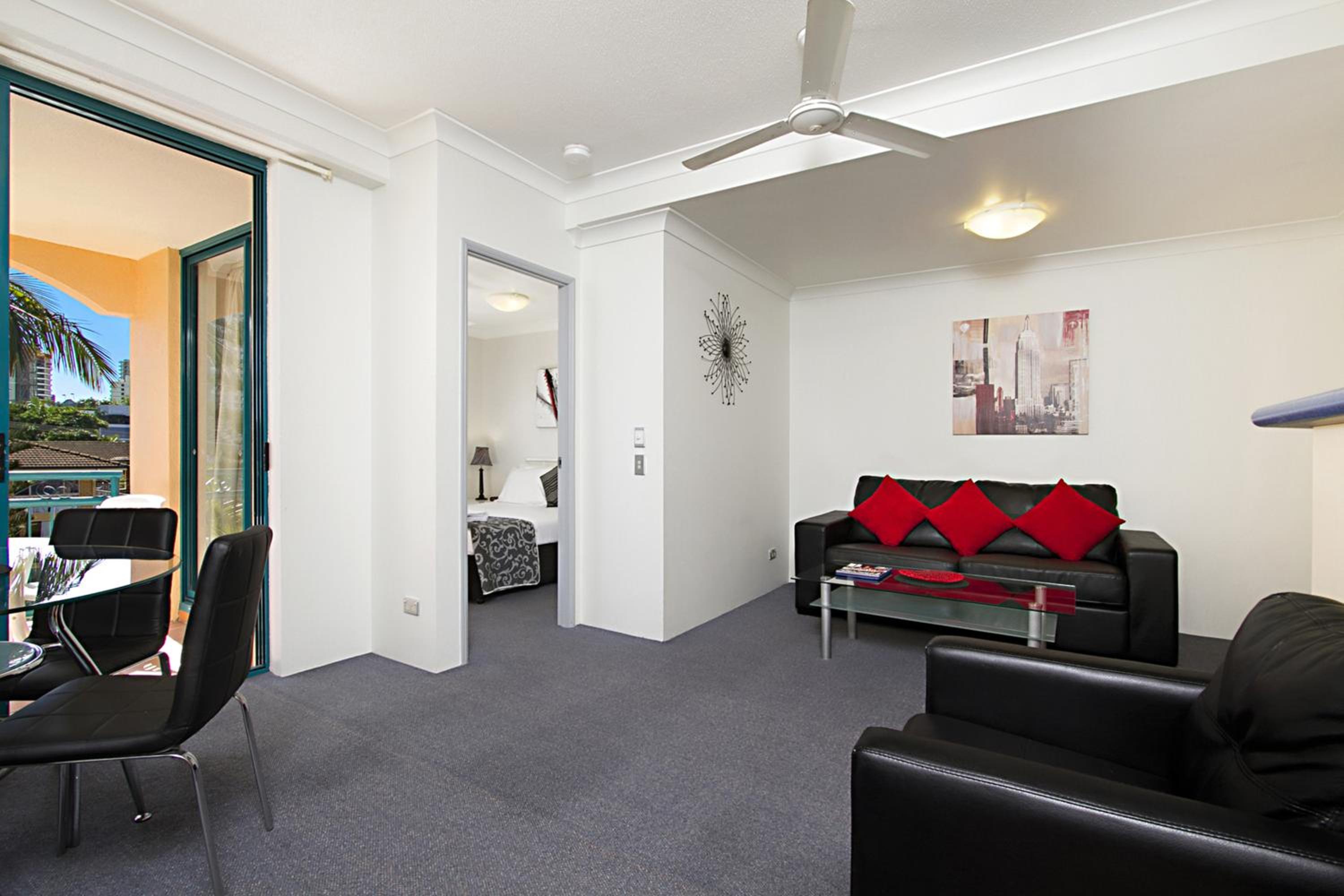 One-Bedroom Apartment - Photo 9