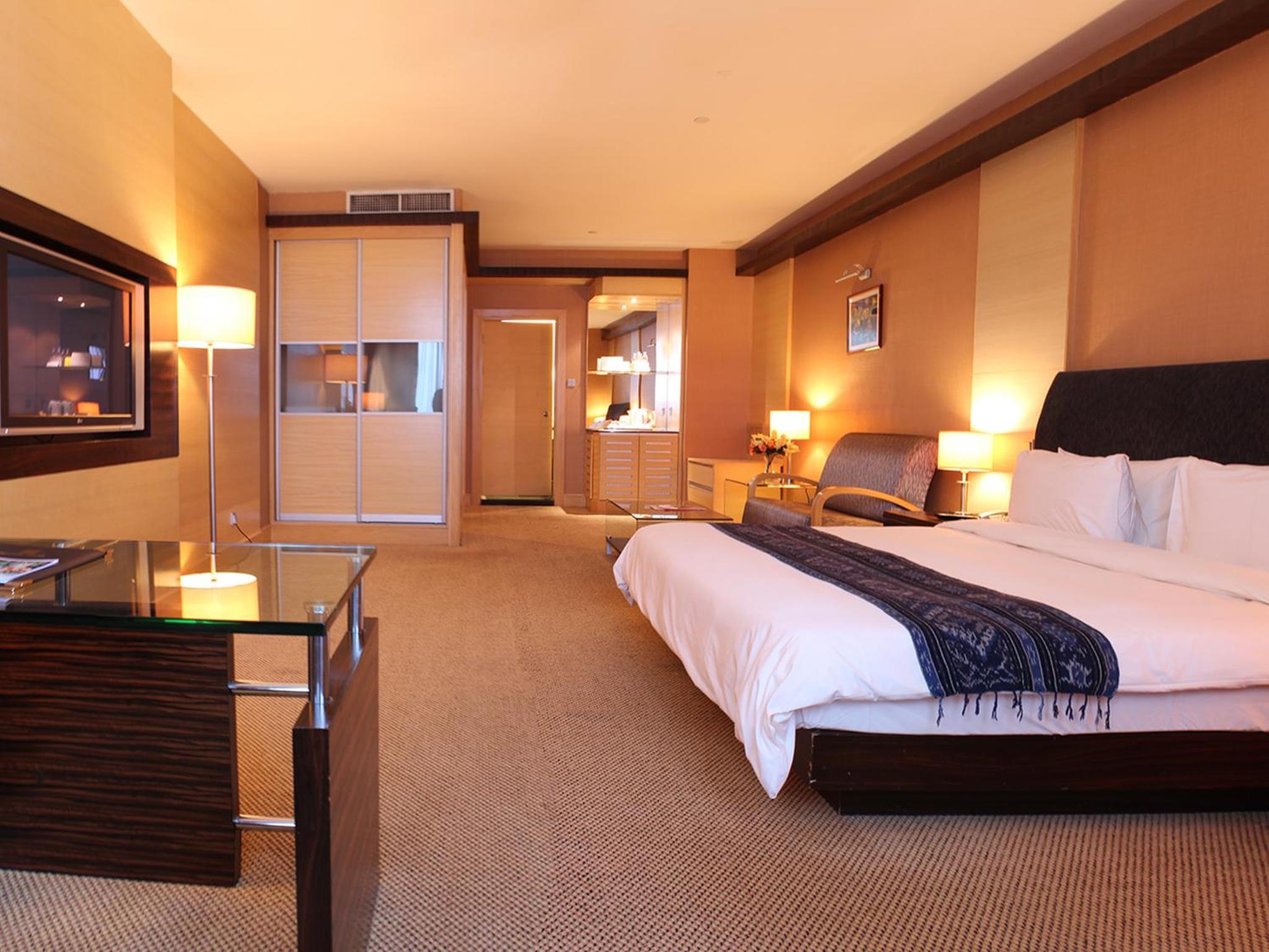 Executive King Room - Photo 2