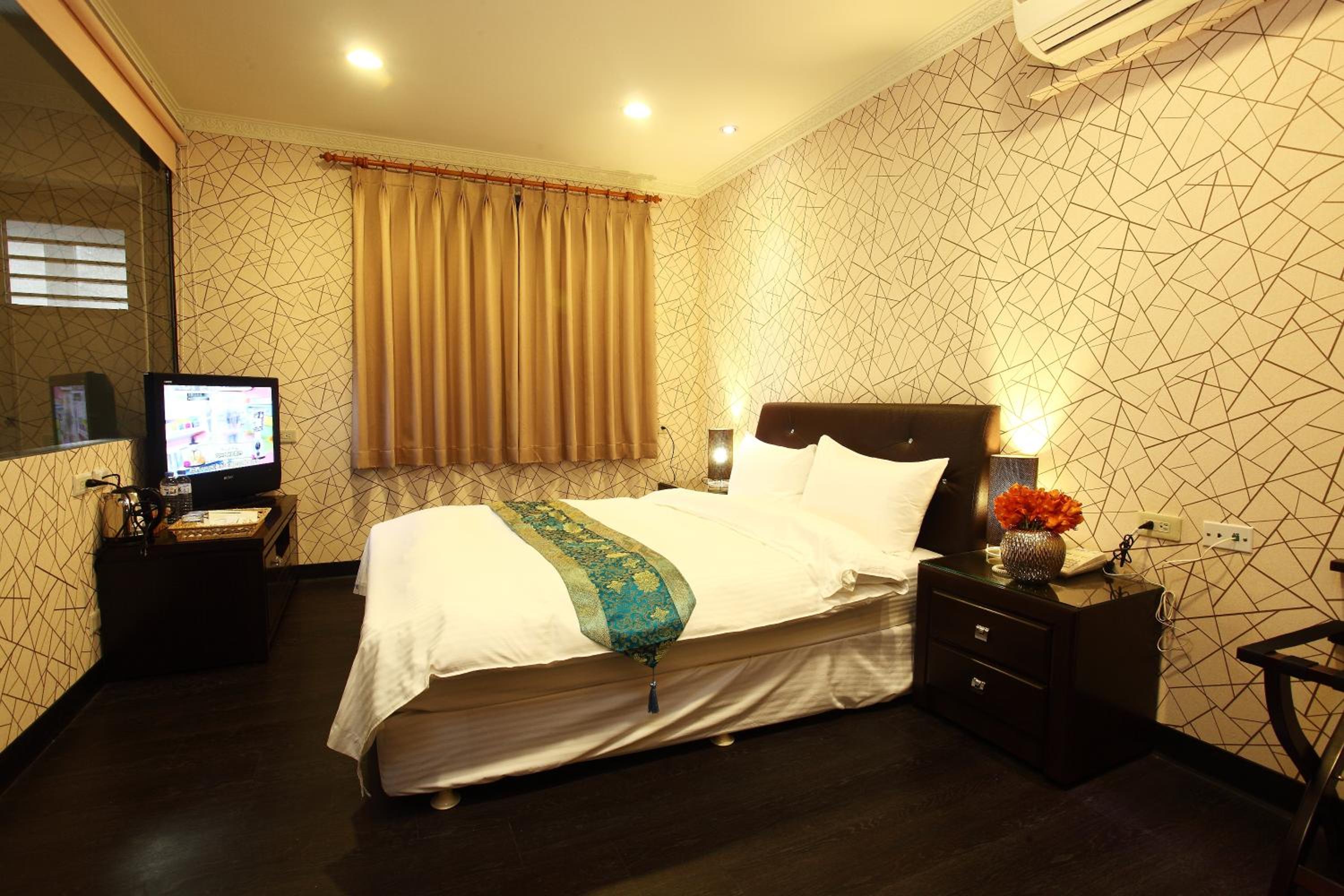 Standard Double Room photo 2