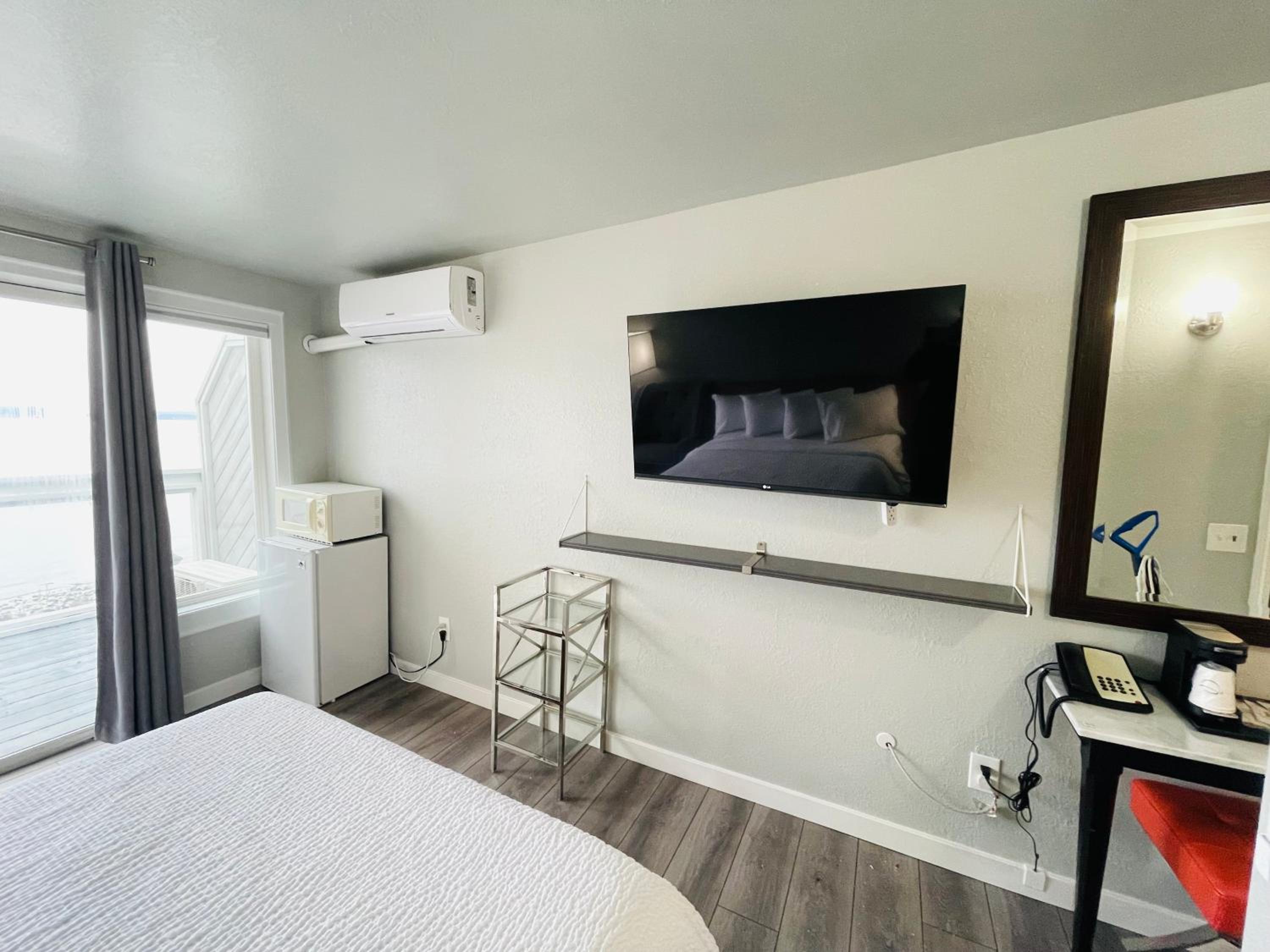Queen Room with Sea View