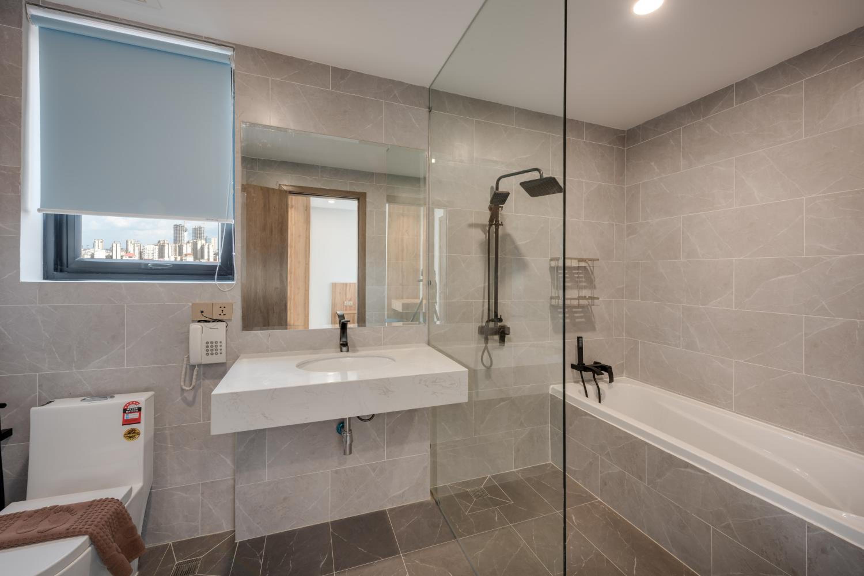 Two-Bedroom Apartment with Balcony - Photo 8