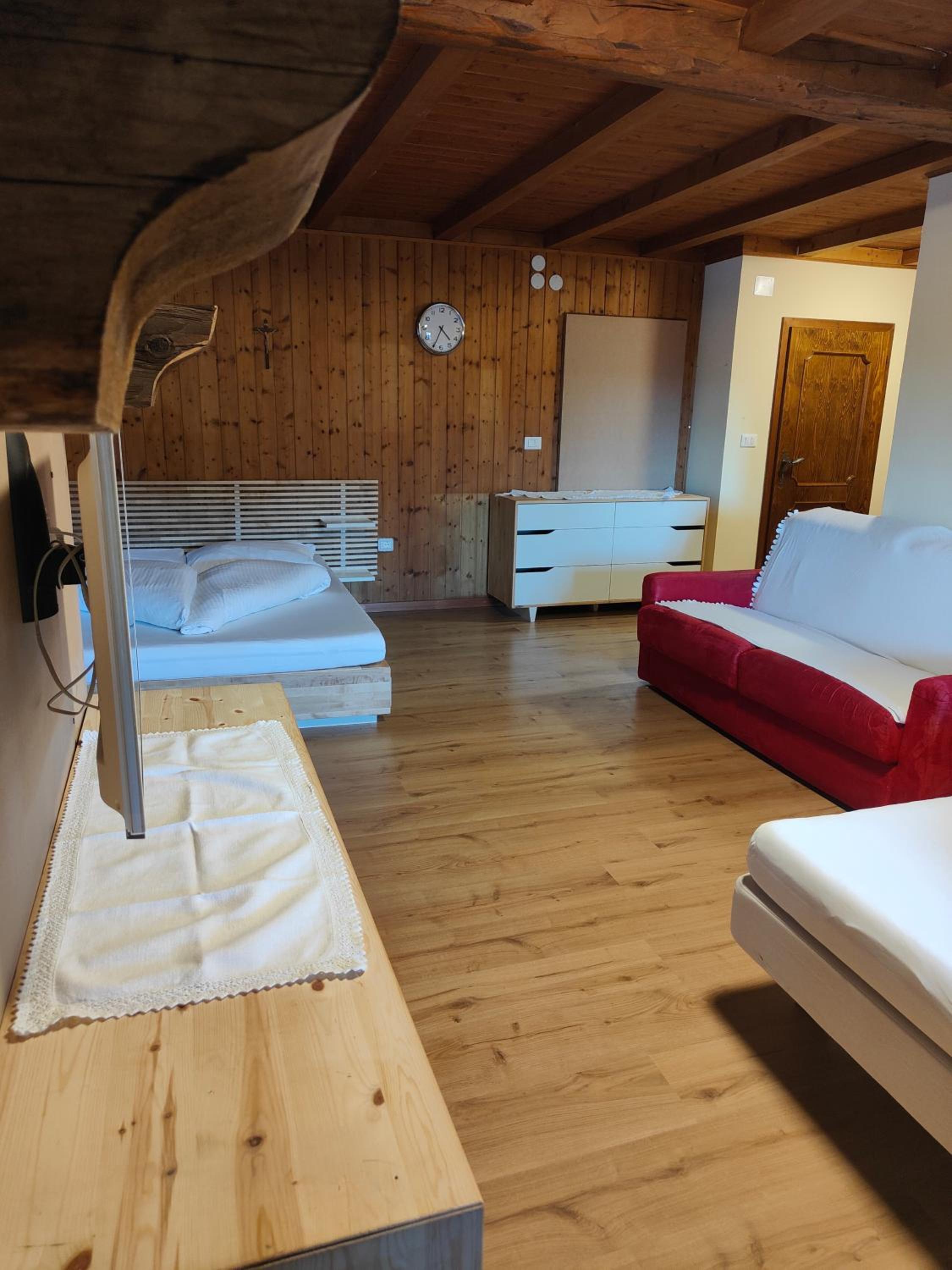 Classic Quadruple Room