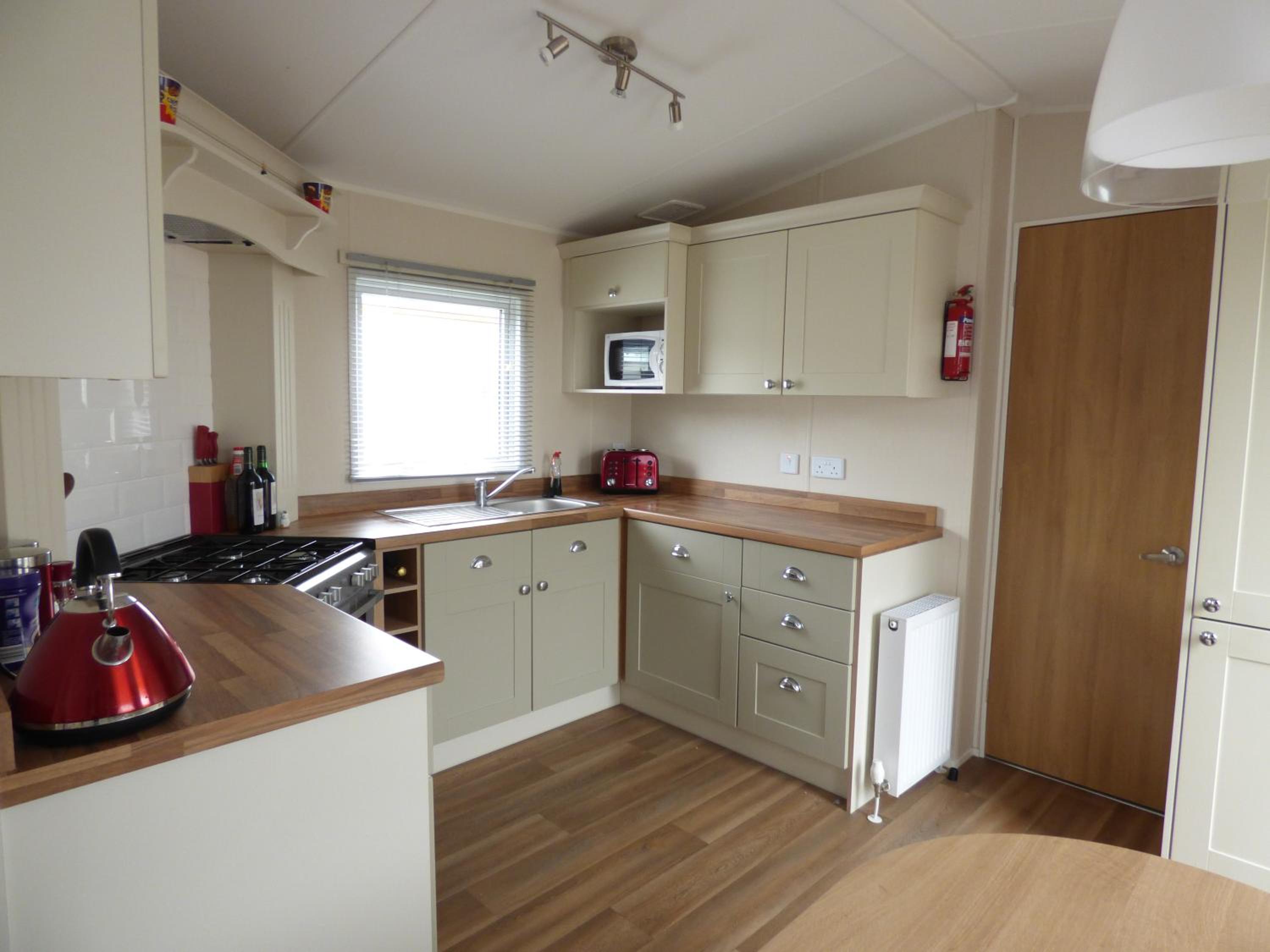 Three-Bedroom House photo 2