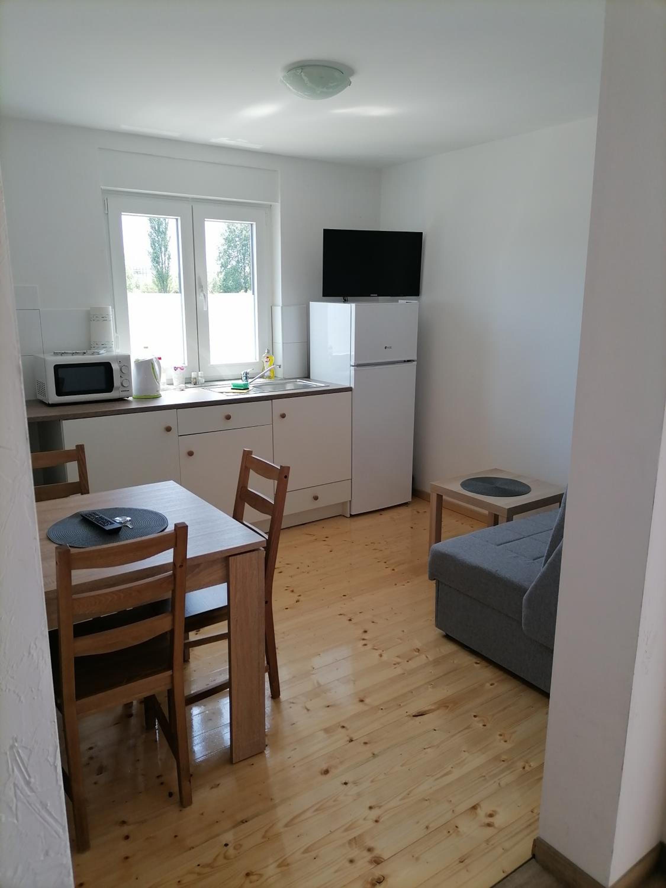 Apartment - Ground Floor - Photo 4