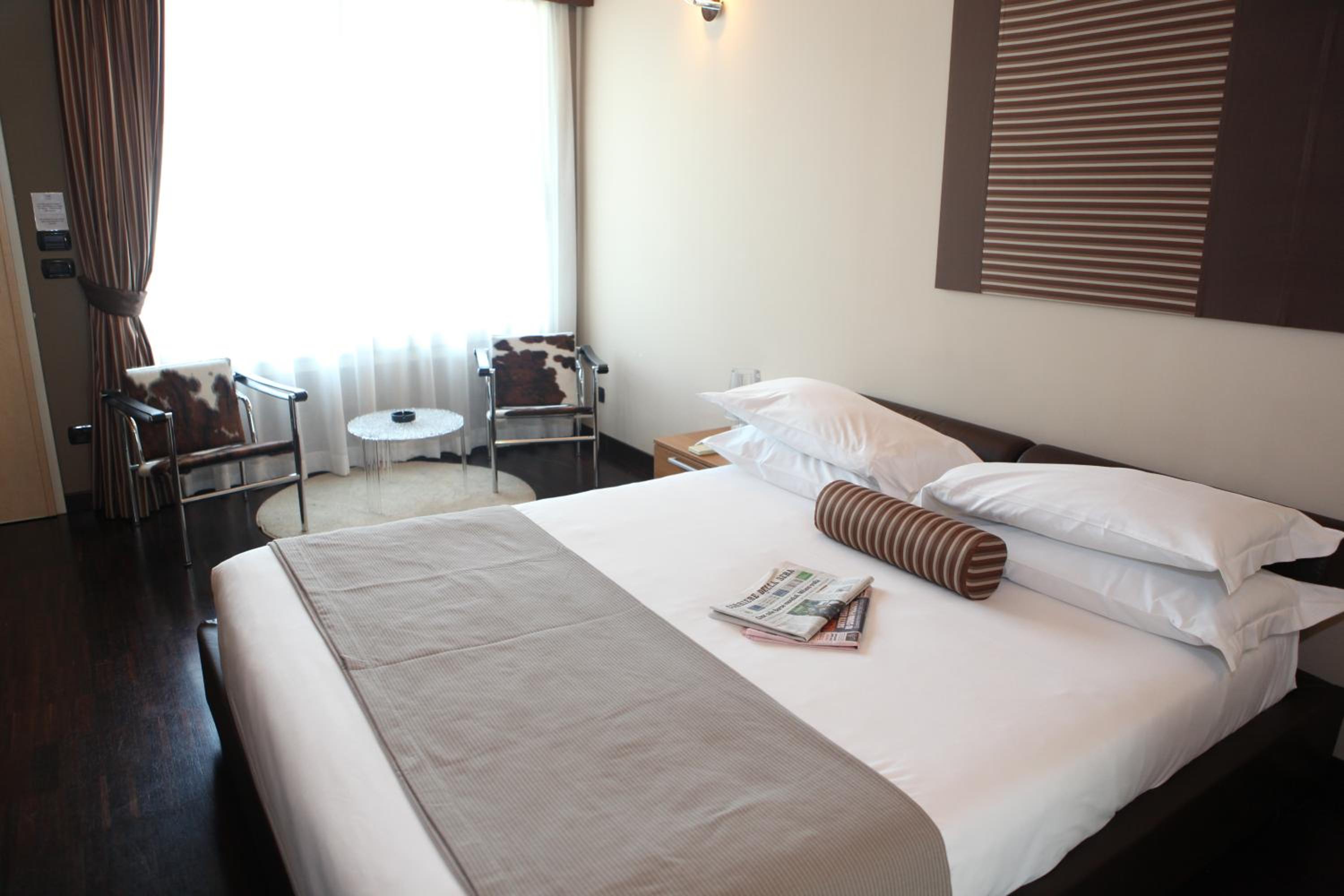 Double Room - Photo 4