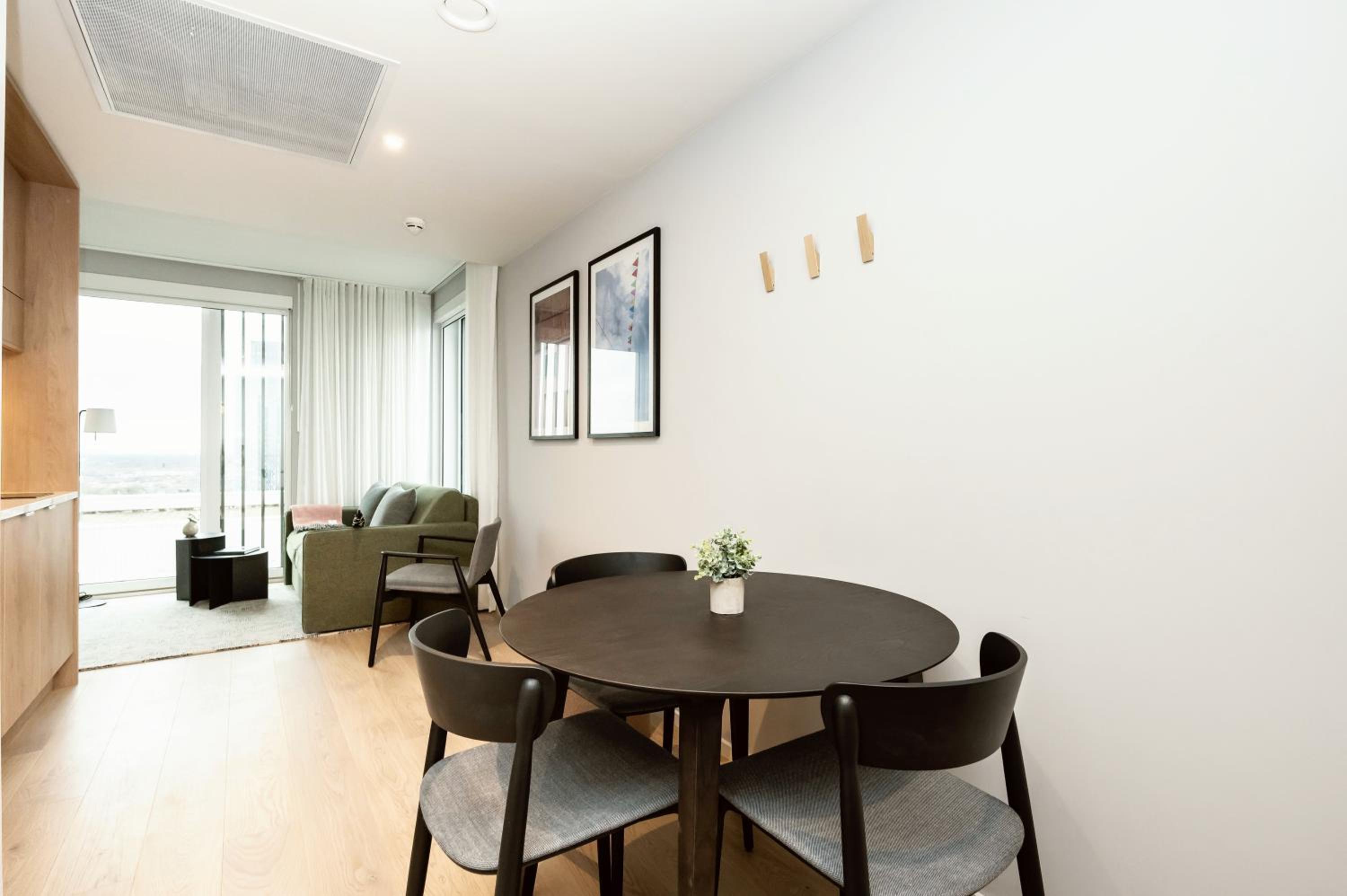 Wilde One Bed Apartment - Photo 13