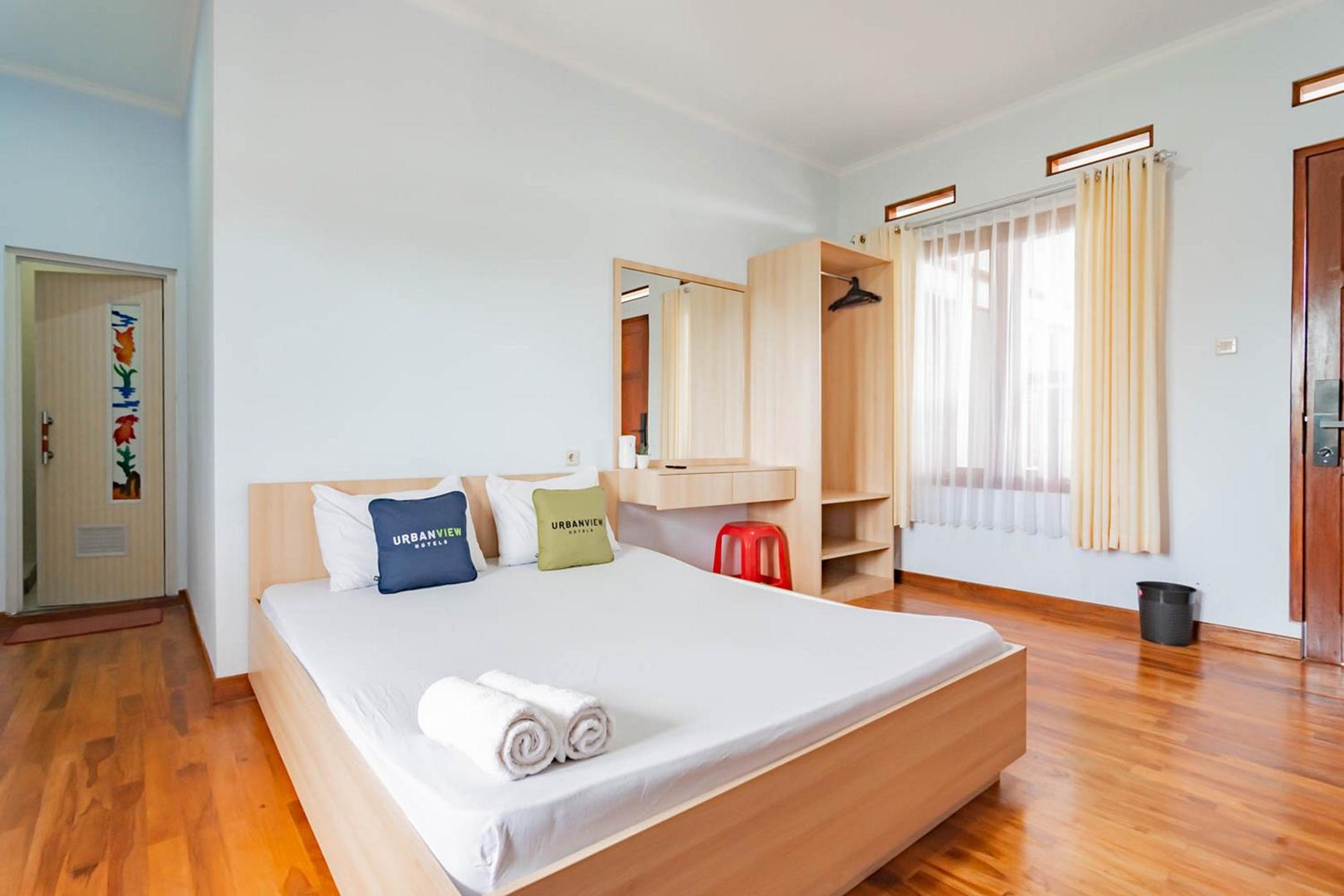 Suite - Photo 10