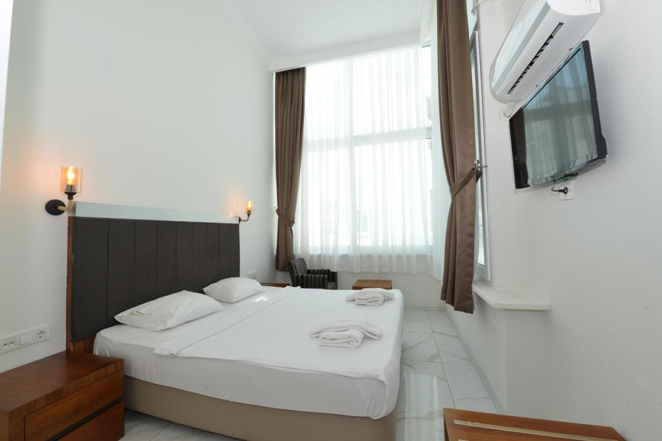 Standard Double Room photo 3