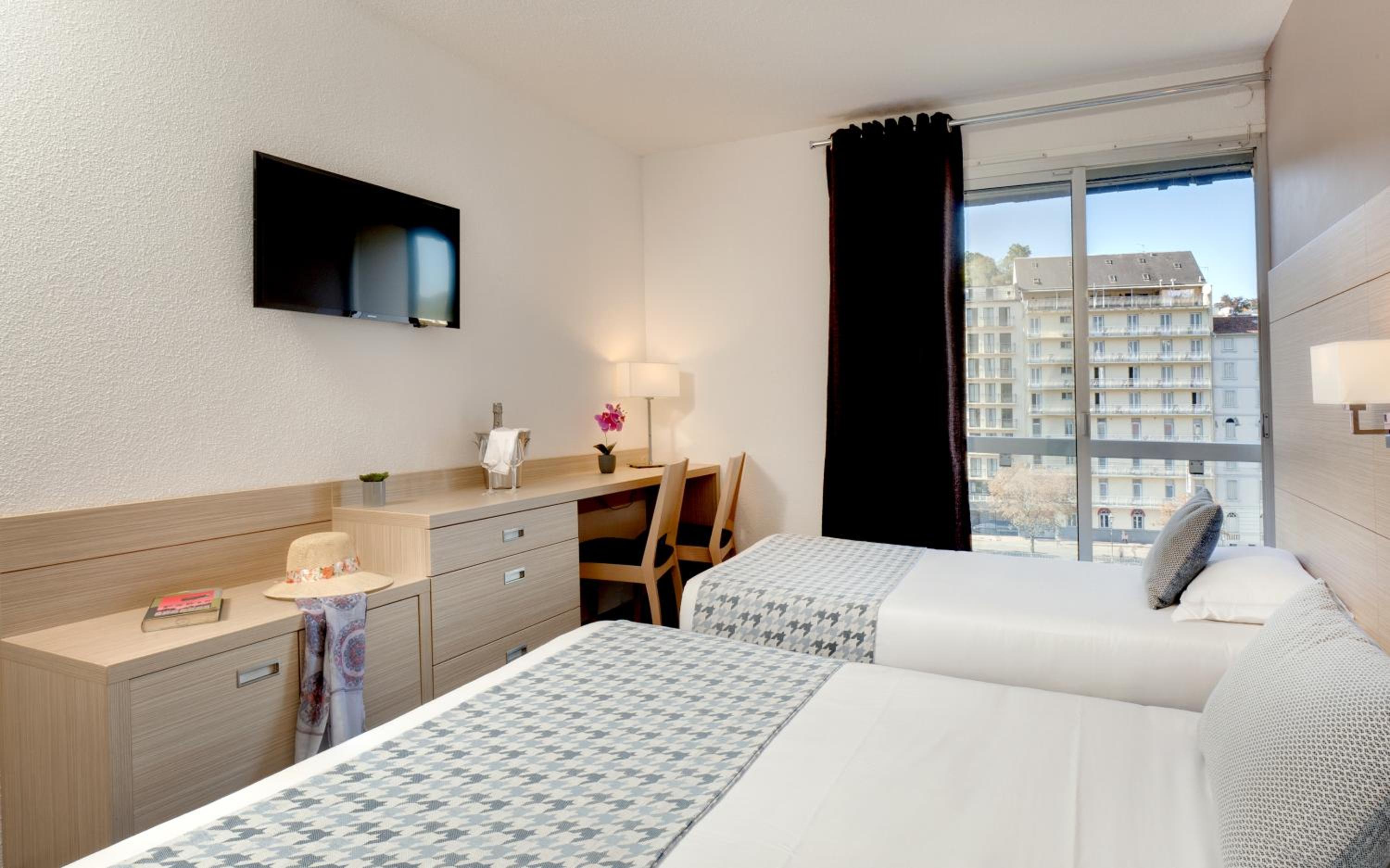Classic Triple Room - Photo 5
