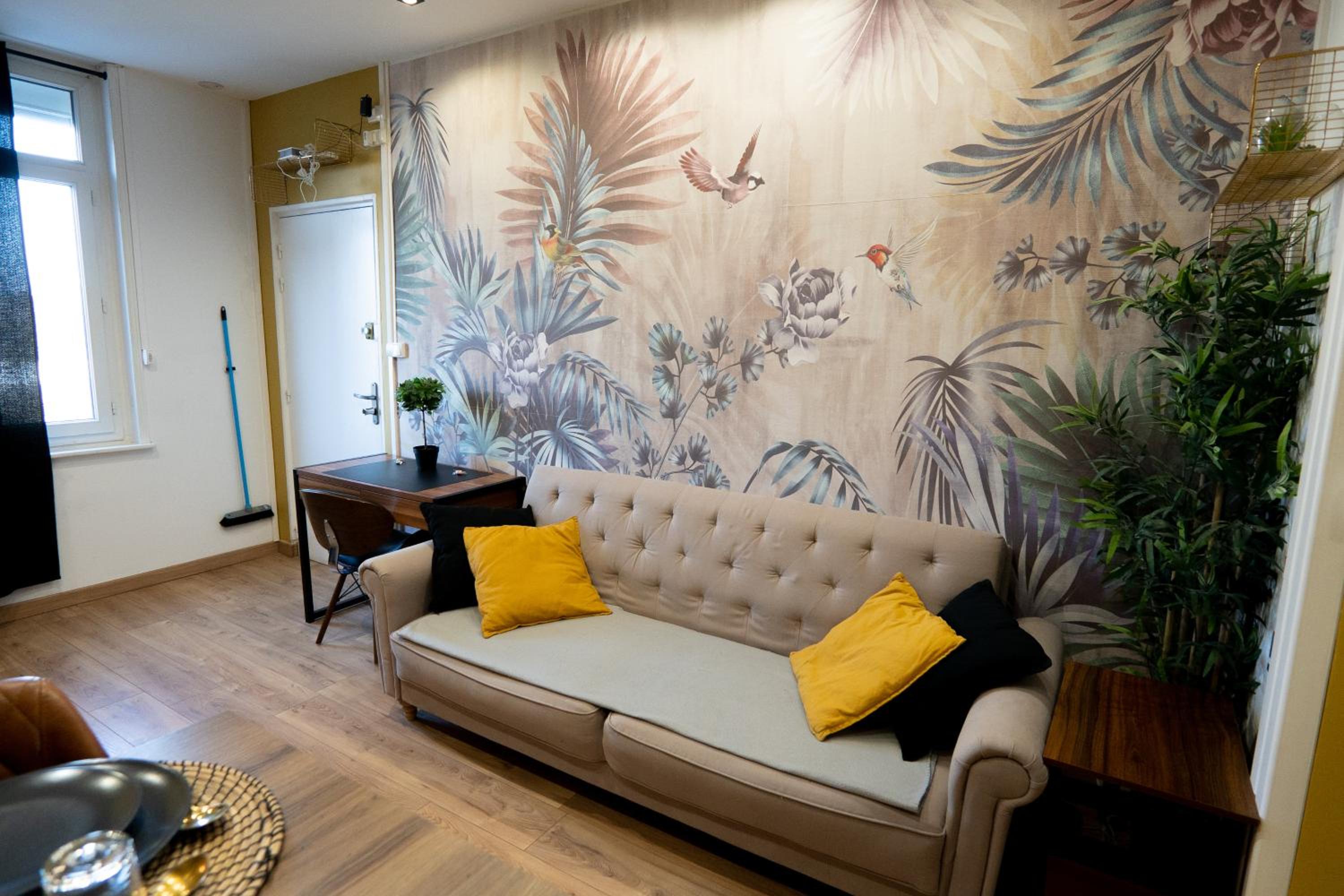 Apartment - Photo 11