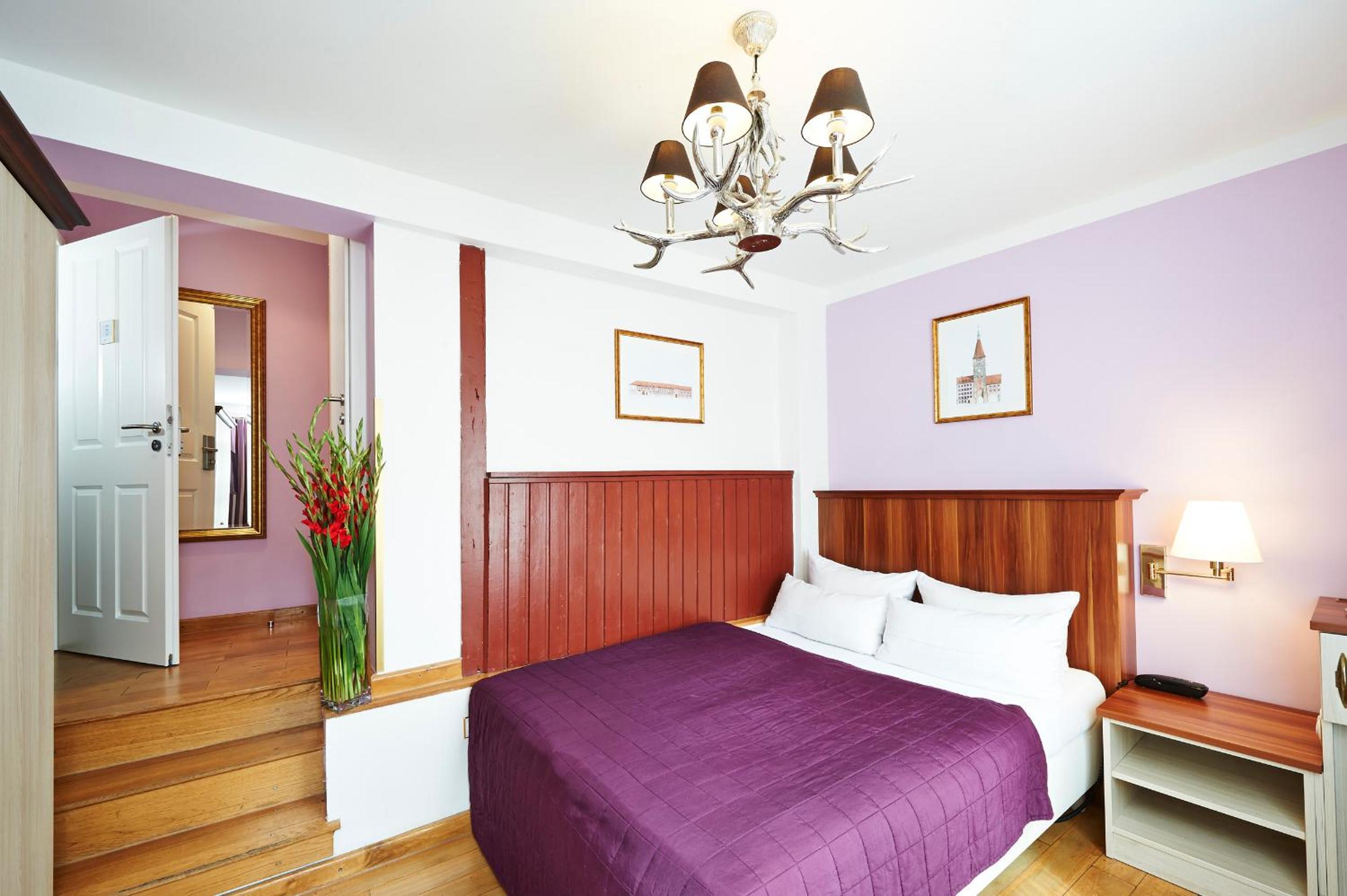 Double Room - Photo 12