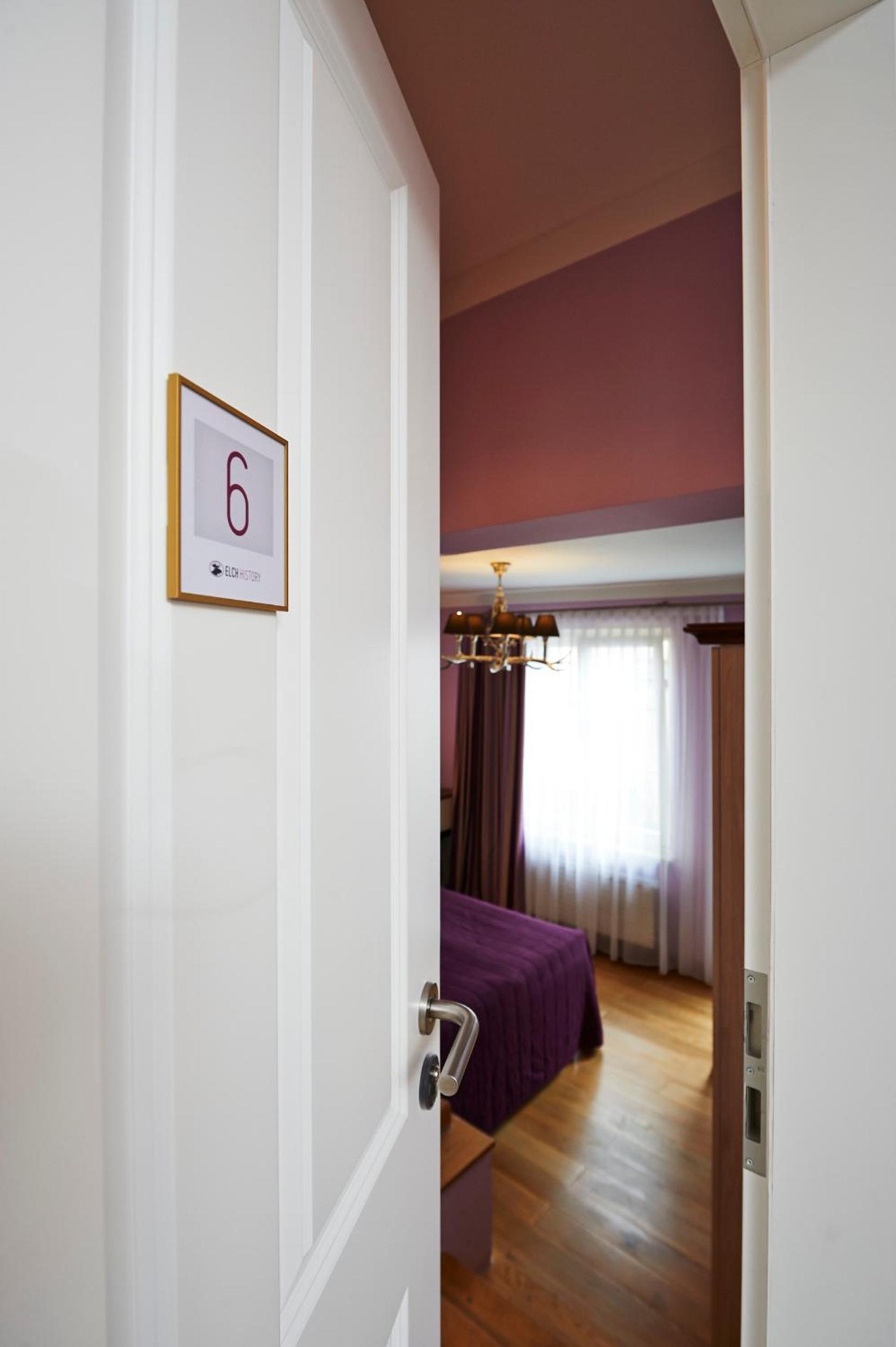 Double Room - Photo 13