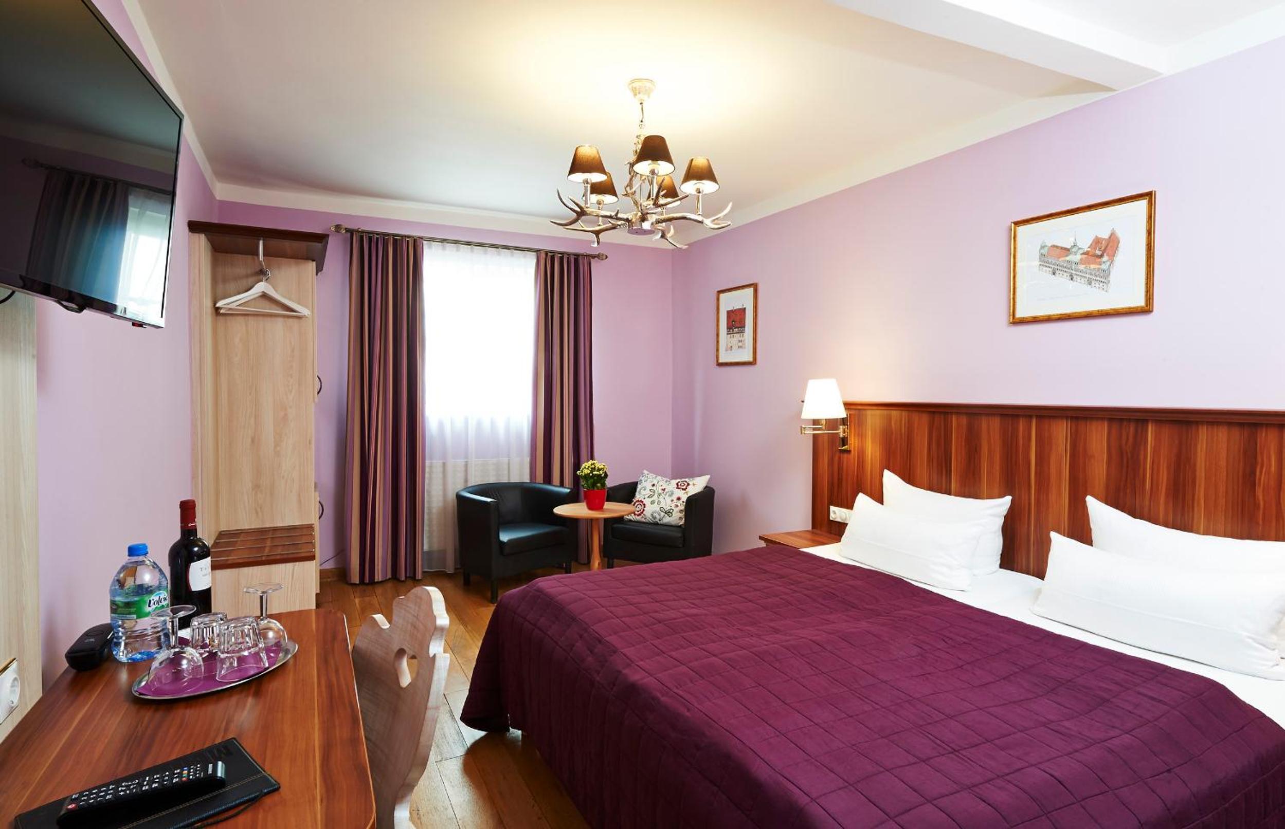 Double Room - Photo 14