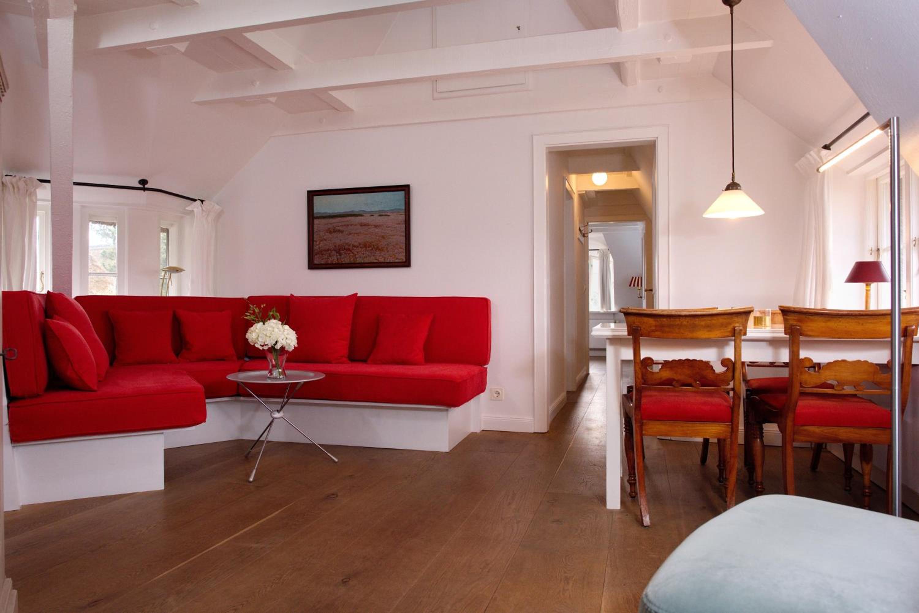 Apartment with Terrace photo 3