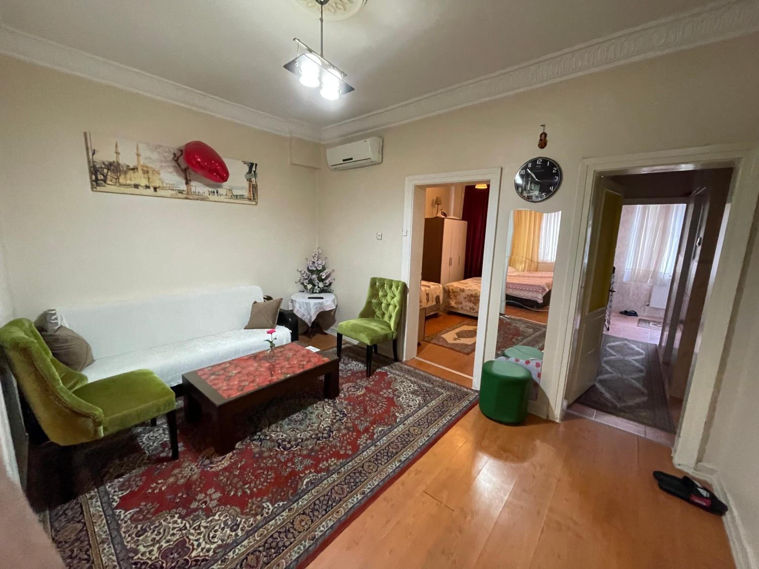 Apartment with Balcony photo 2