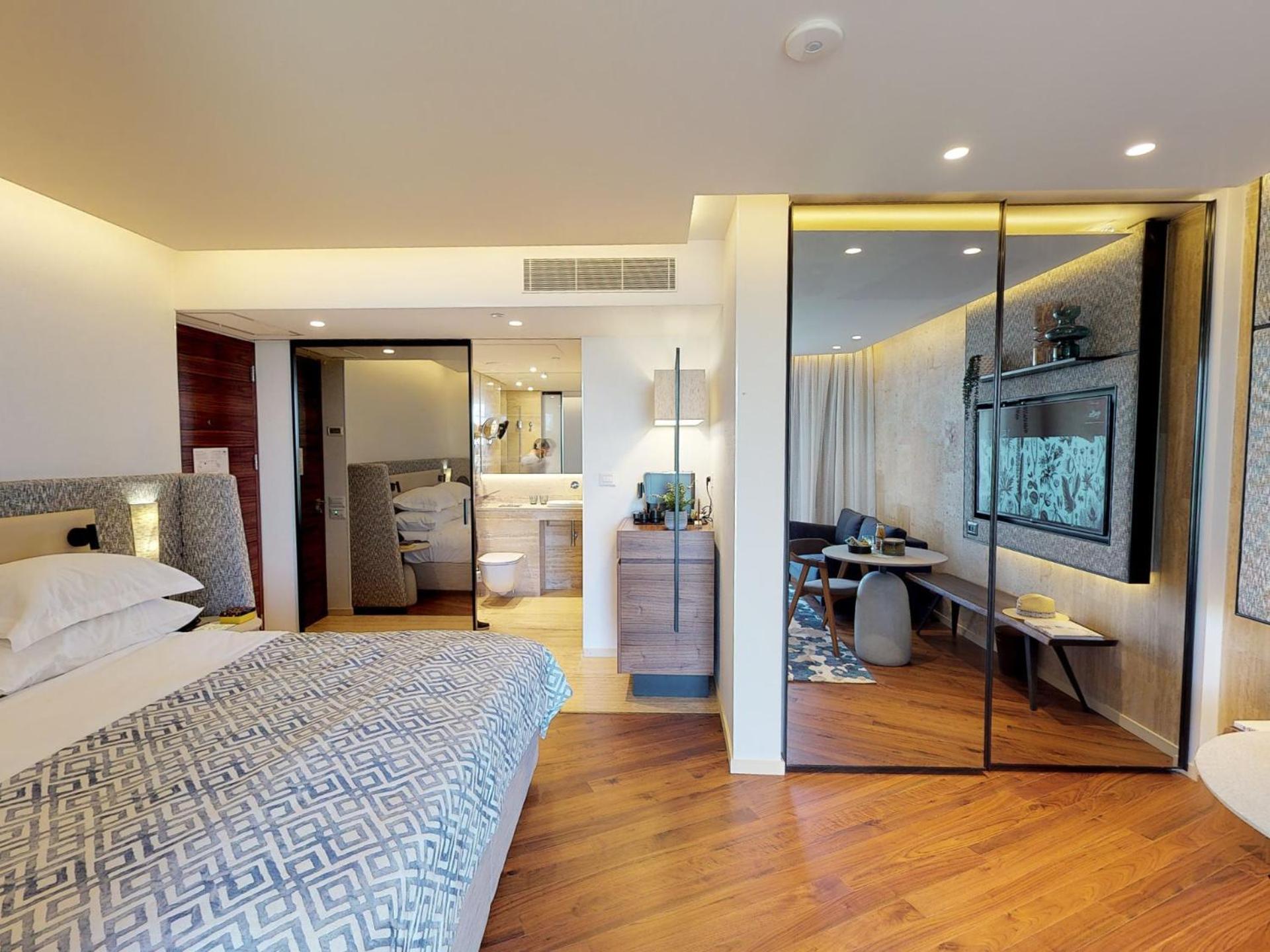 Caesarea Triple Room (3 Adults)