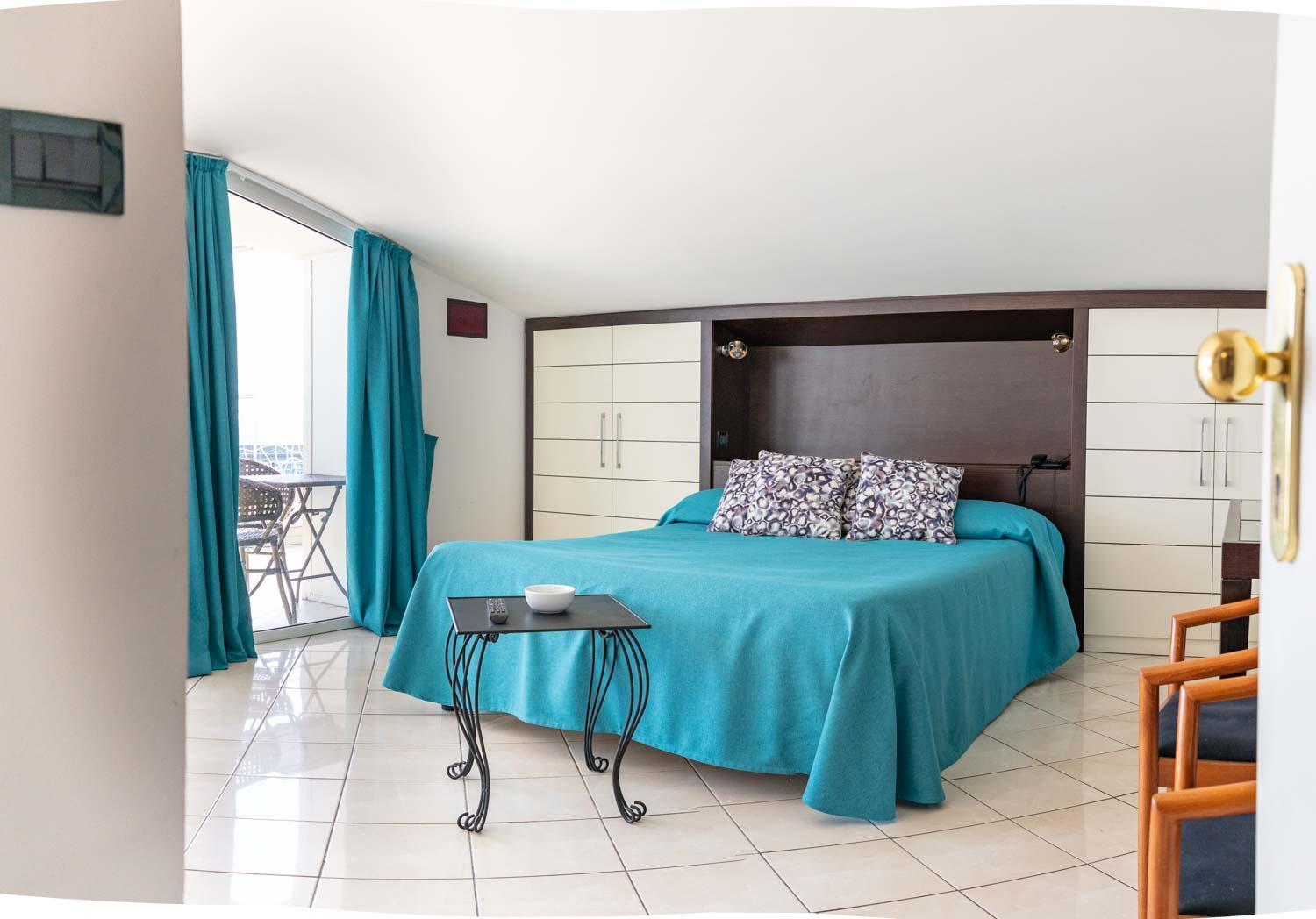 Deluxe Double Room - Photo 1