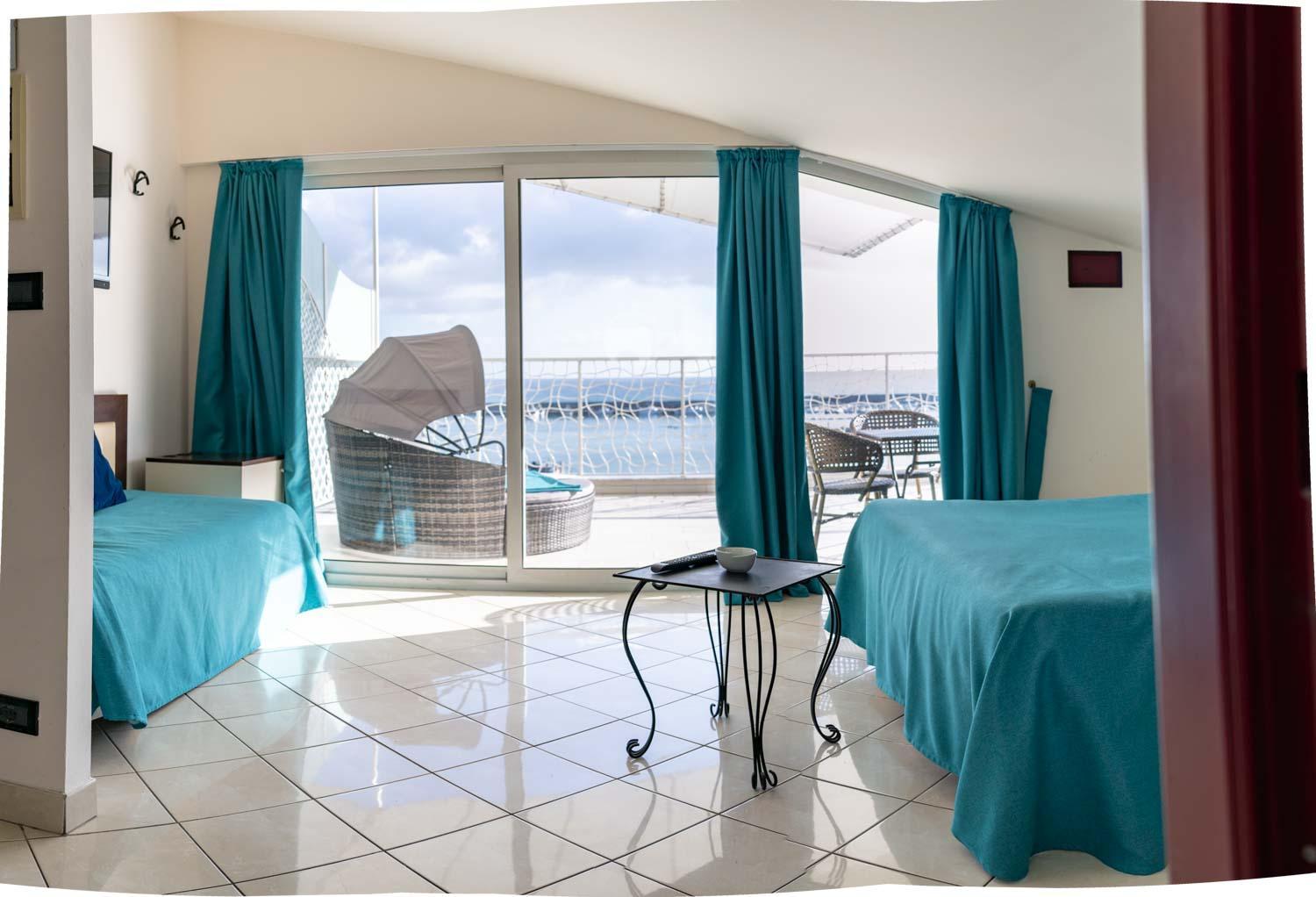 Deluxe Double Room - Photo 5