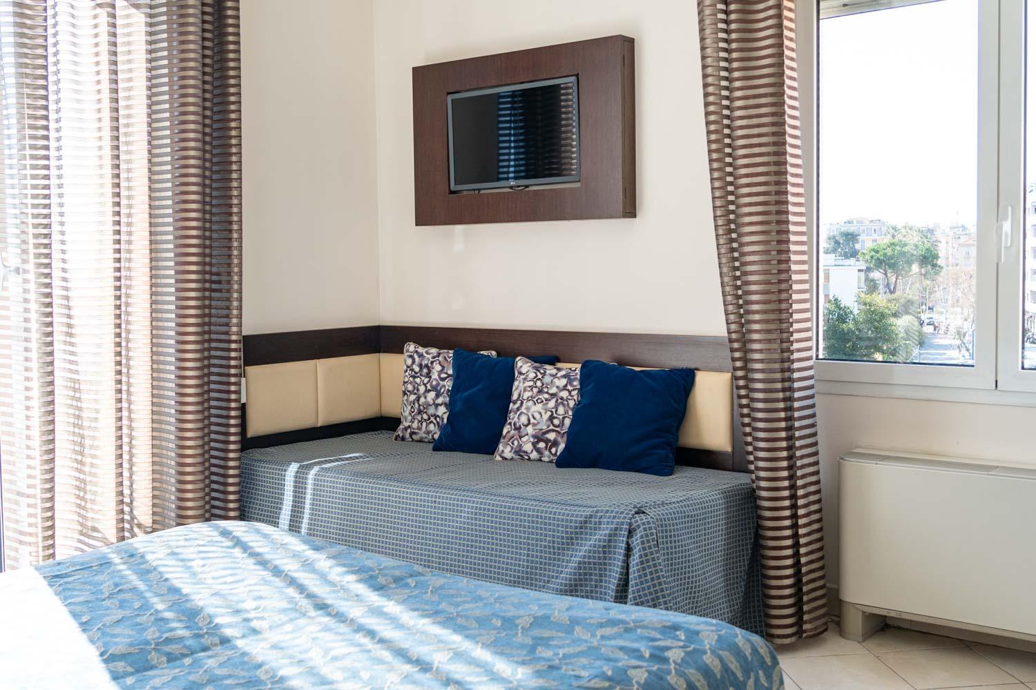Standard Triple Room photo 3