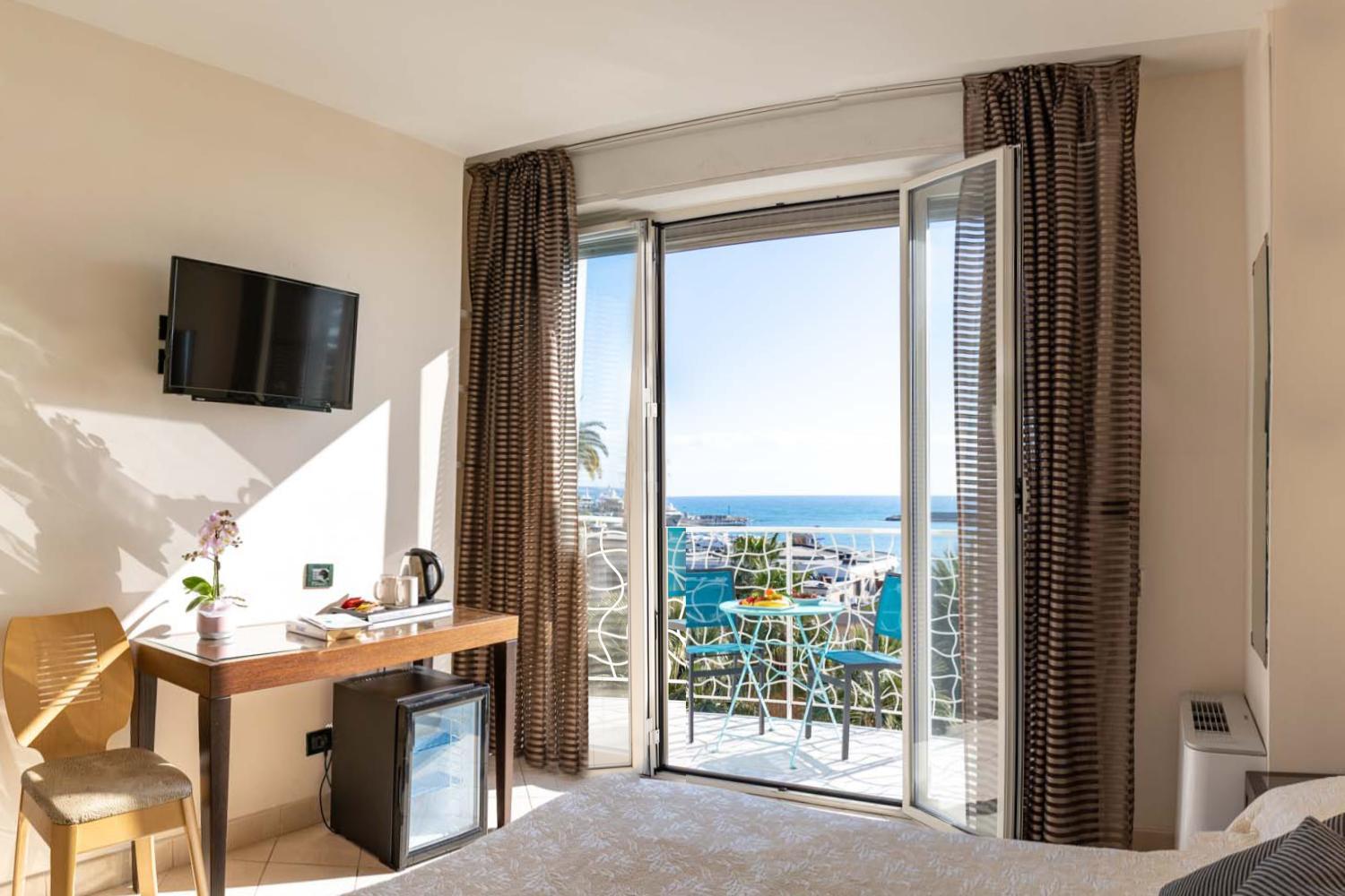 Superior Double or Twin Room photo 1