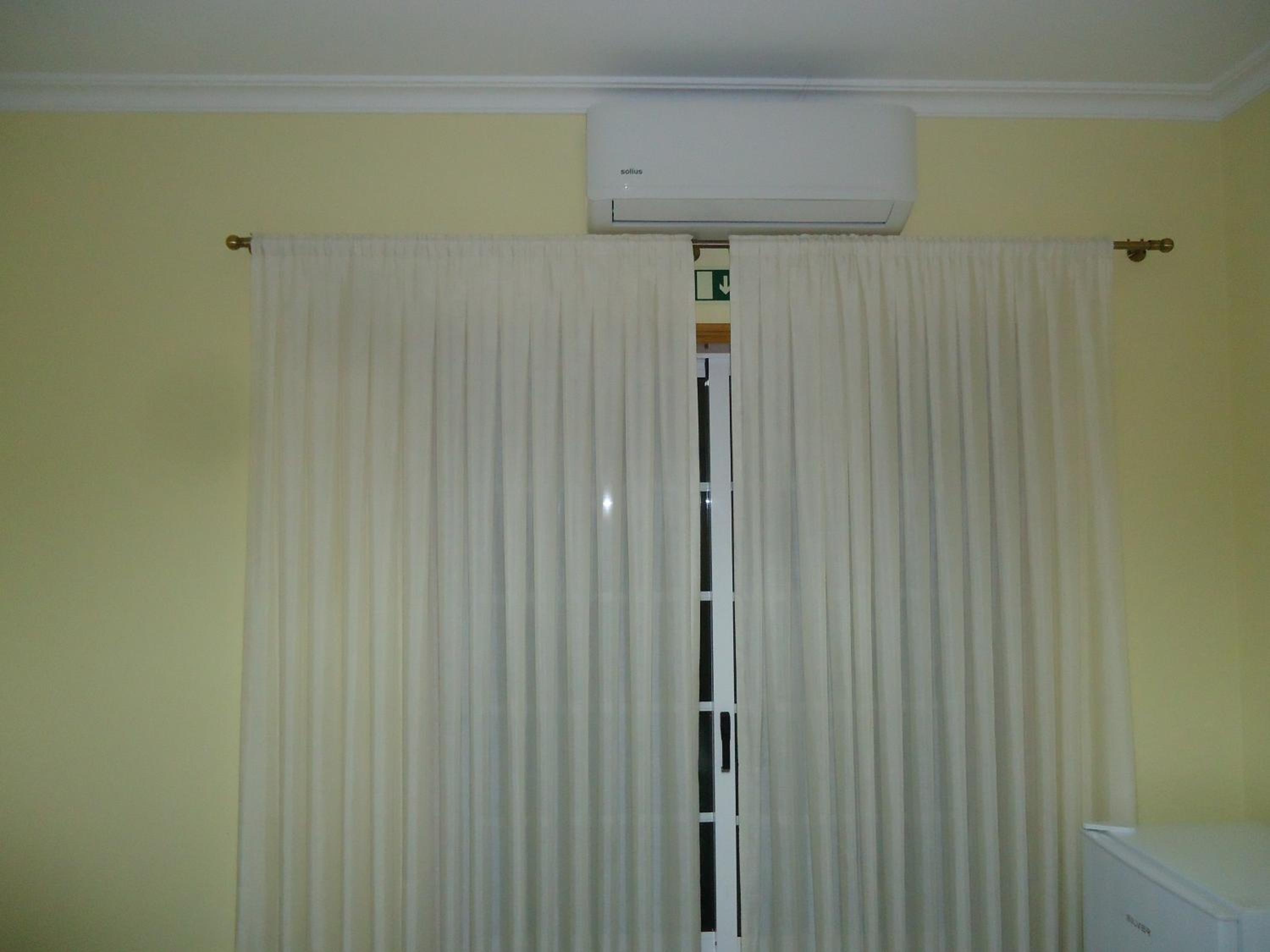 Large Double Room - Photo 1
