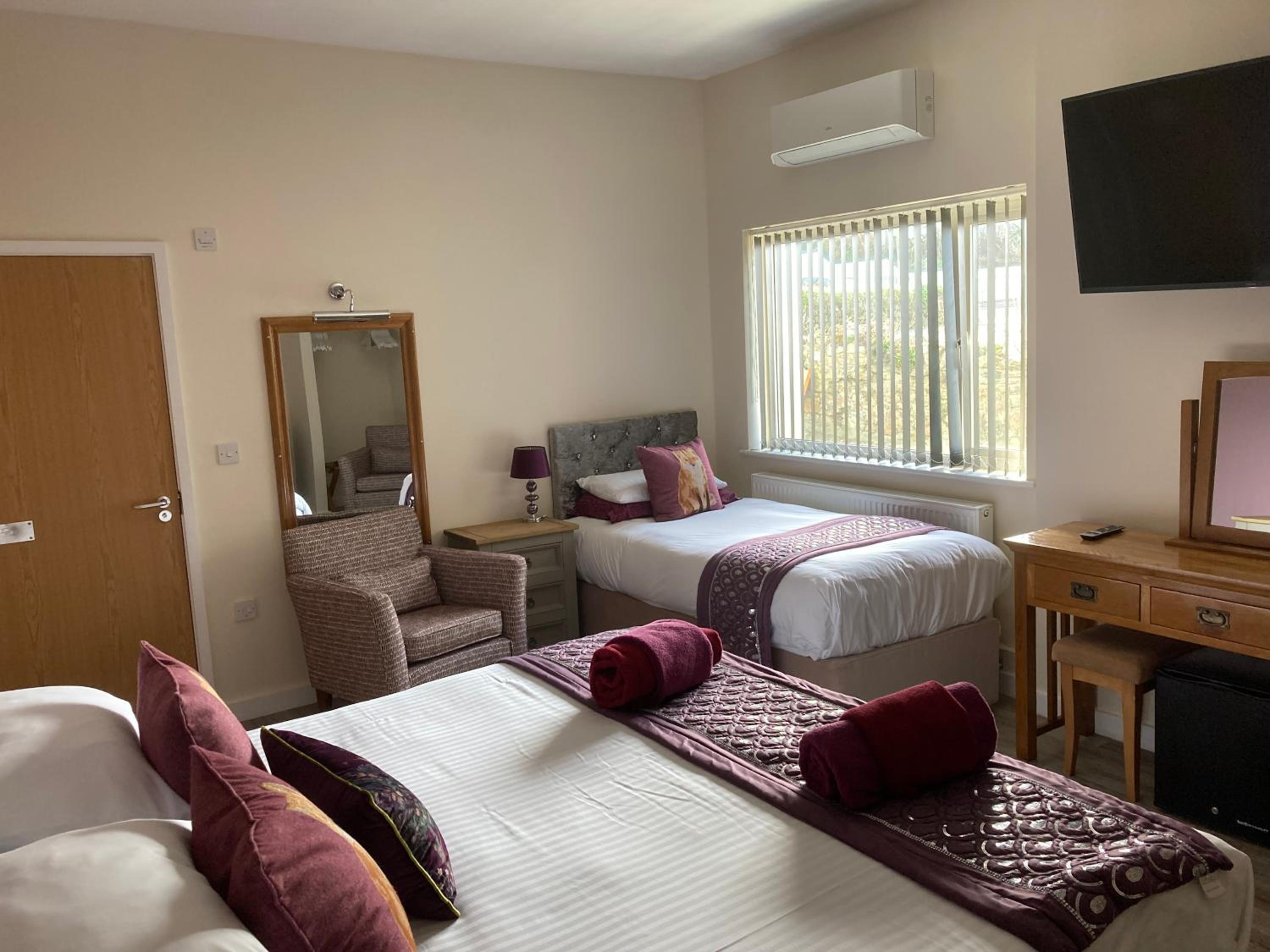 Deluxe Large Family Room on Ground Floor - Photo 1