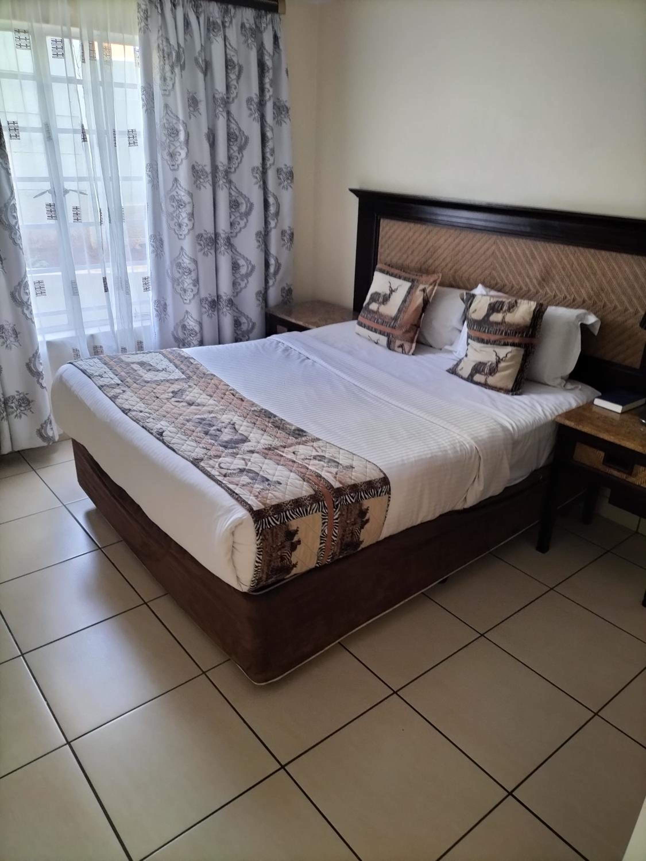 Queen Room