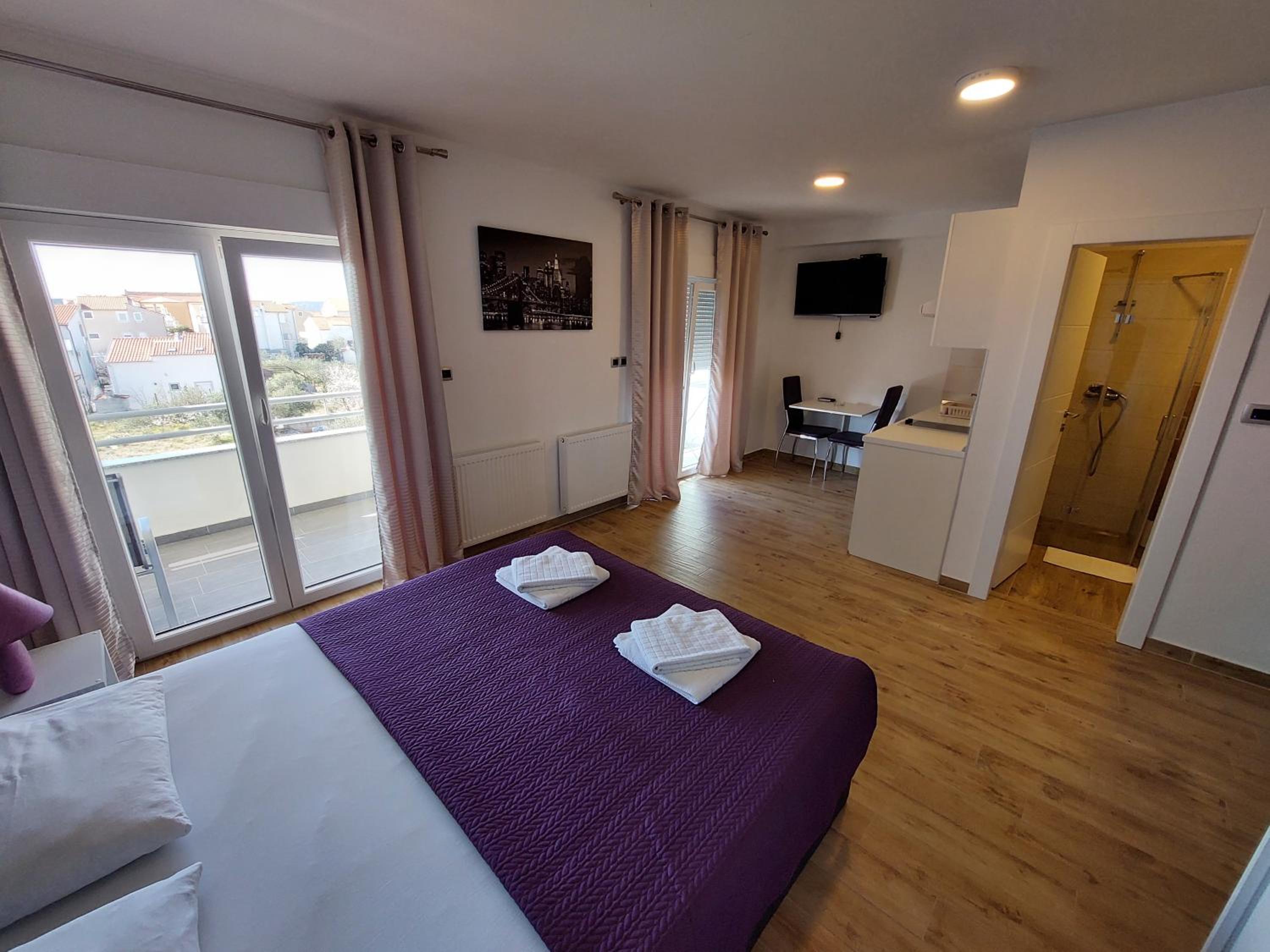 Studio Apartment