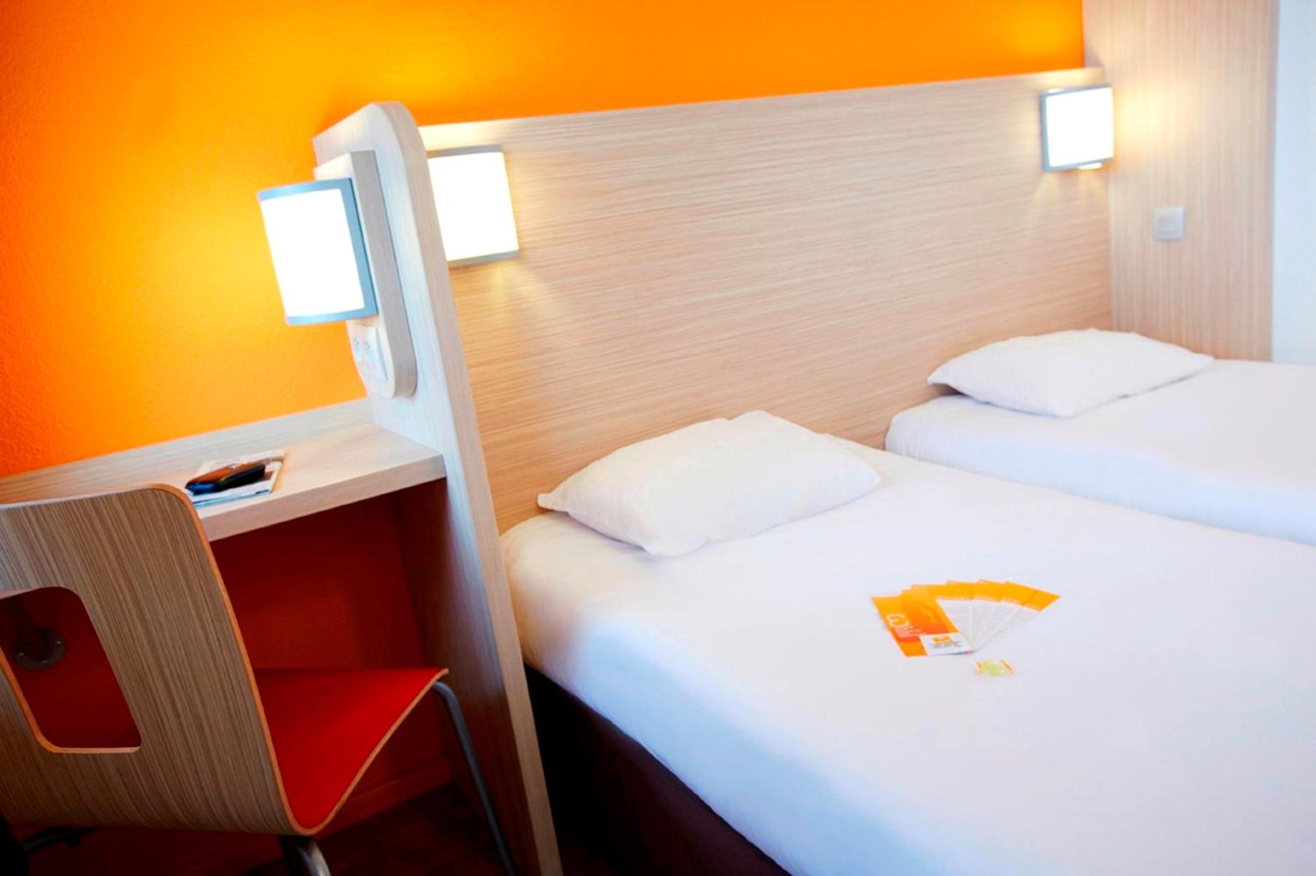 Twin Room - Photo 4