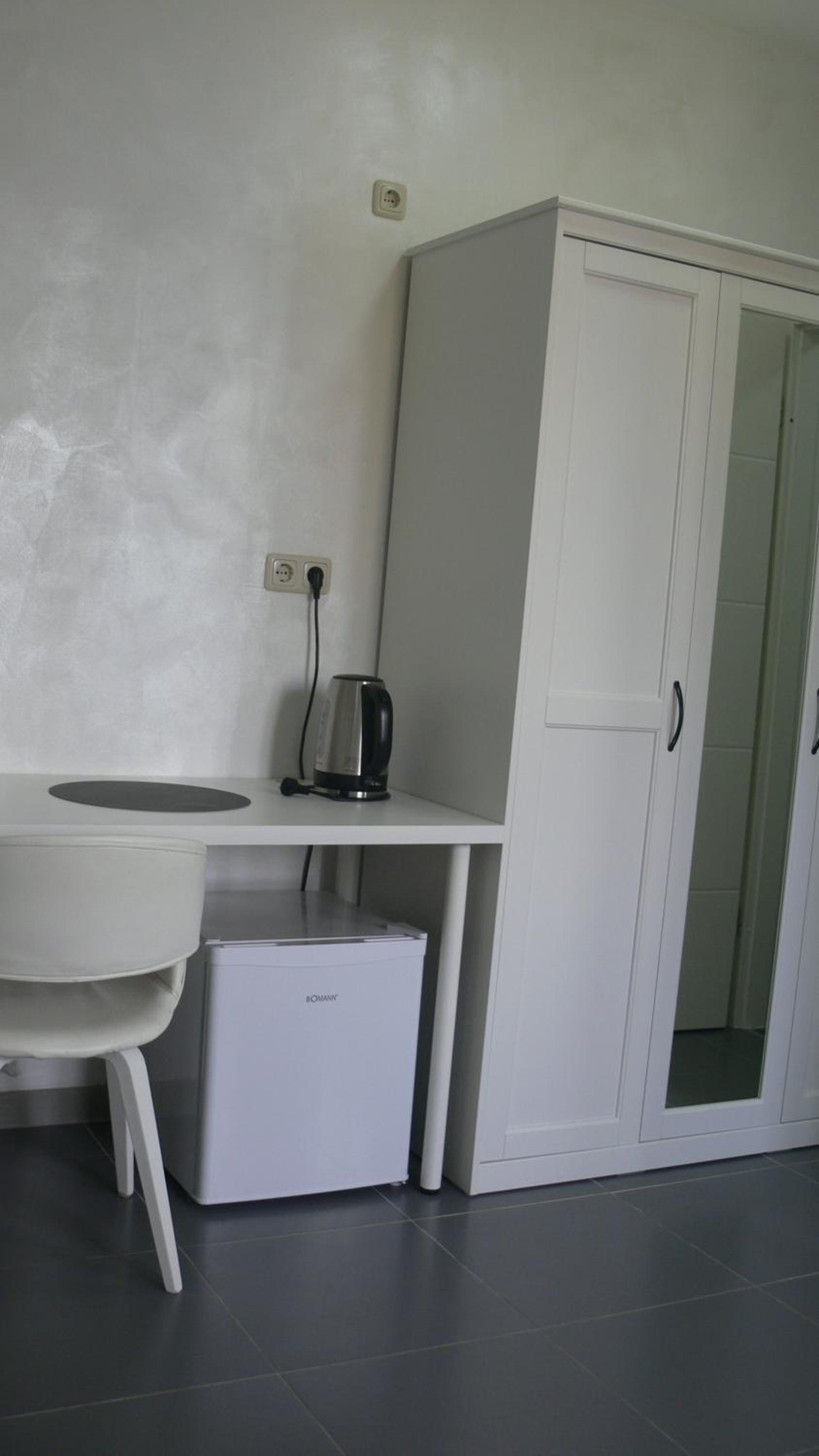 Triple Room with Private Bathroom photo 3