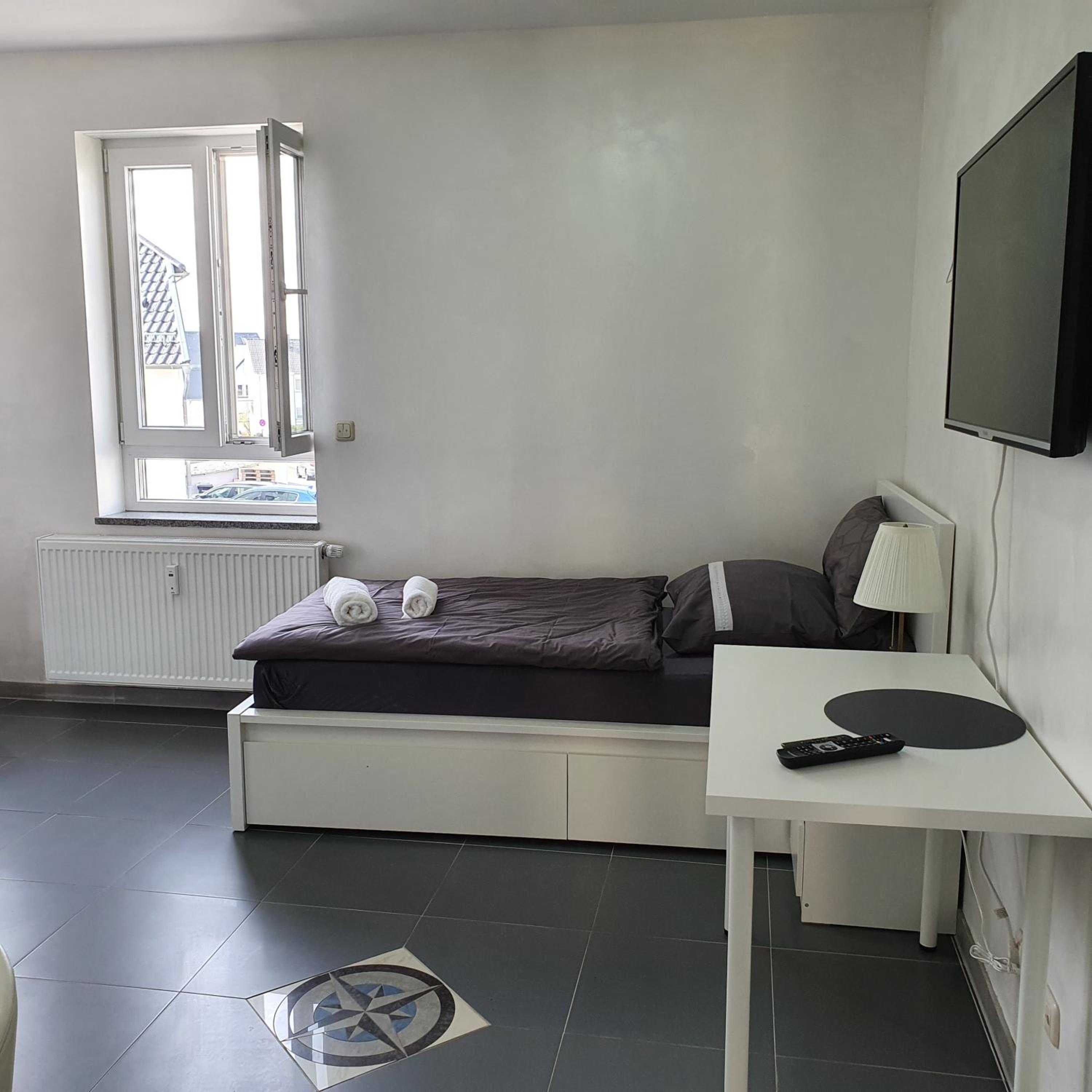 Triple Room with Private Bathroom photo 3