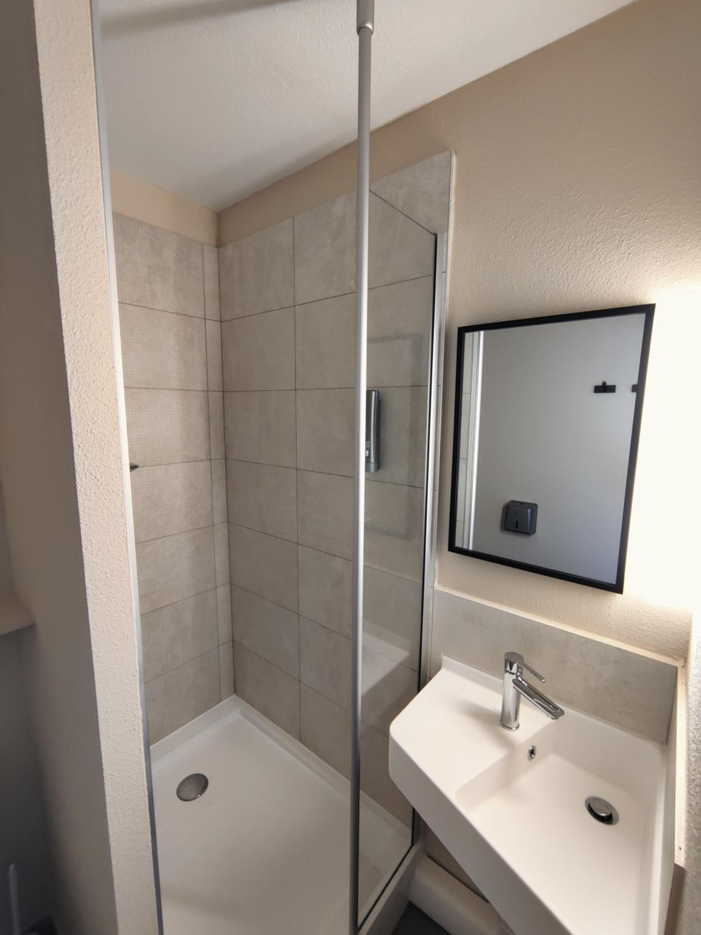 Triple Room (2 Adults + 1 Child) photo 3