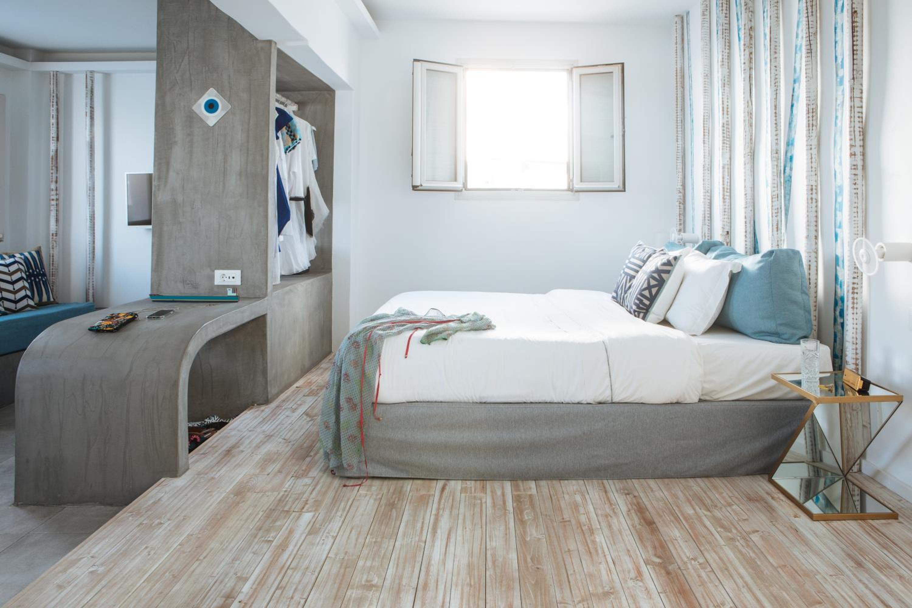 Suite with Sea View - Photo 20
