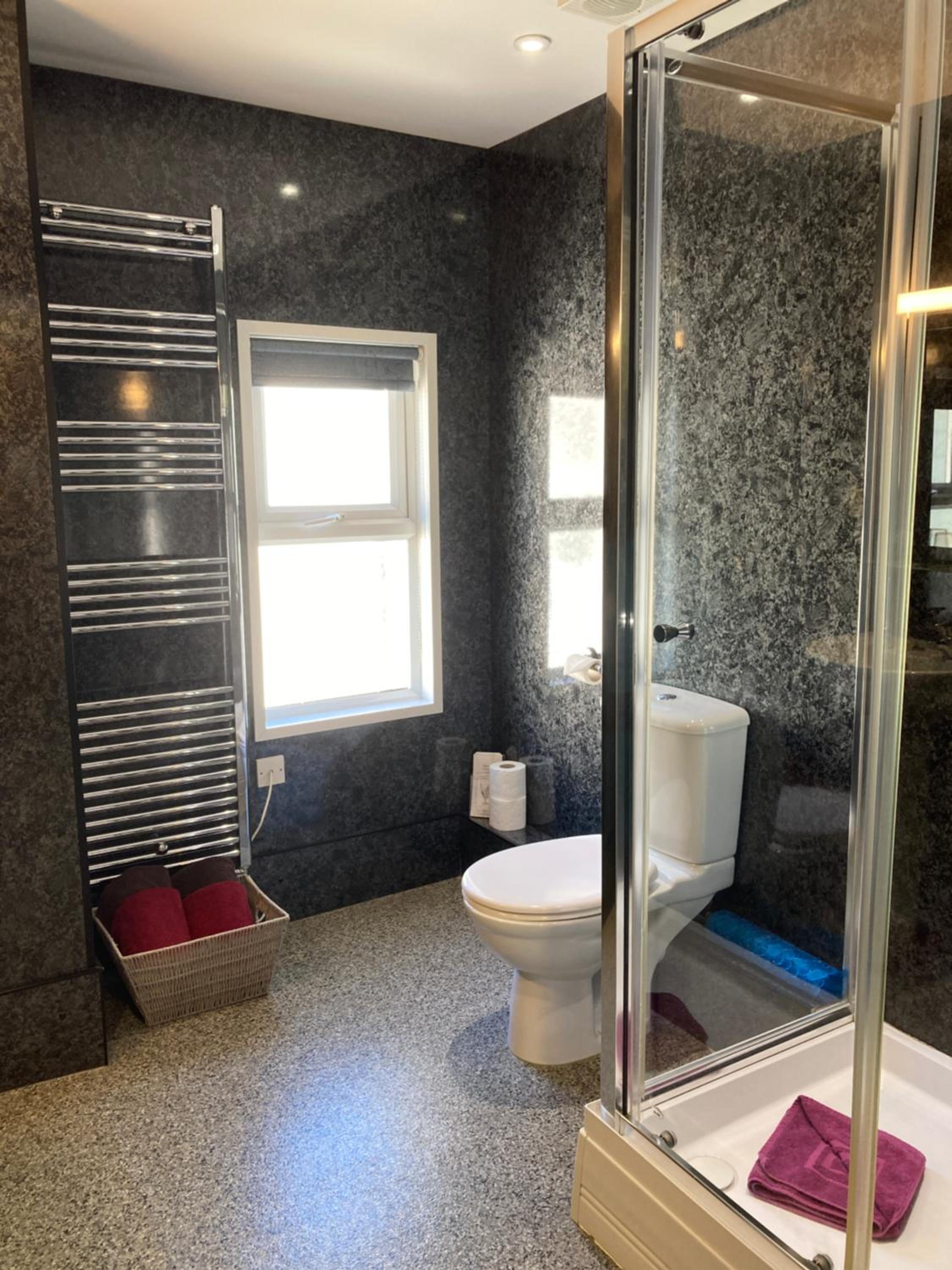 Deluxe Double Room with Ocean View - Photo 9