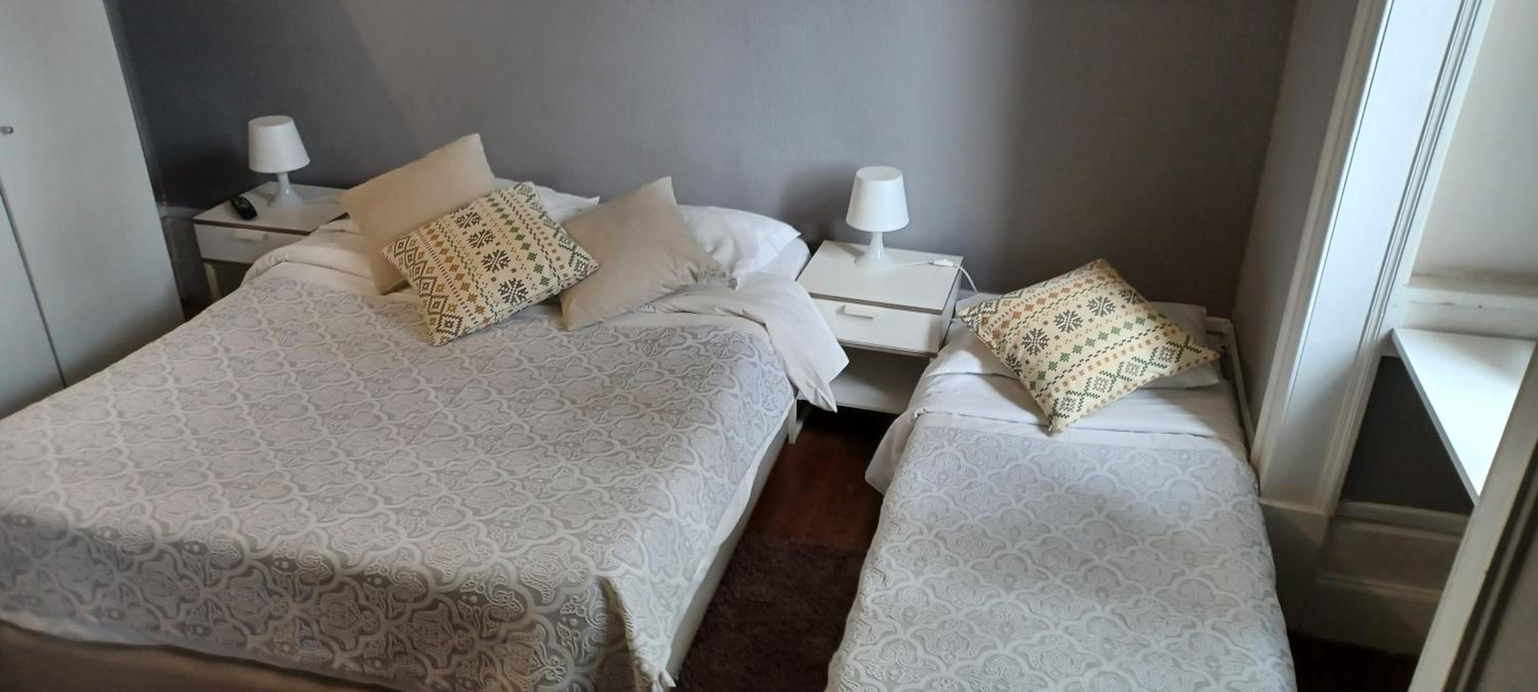 Double Room with Extra Bed (3 Adults) photo 1