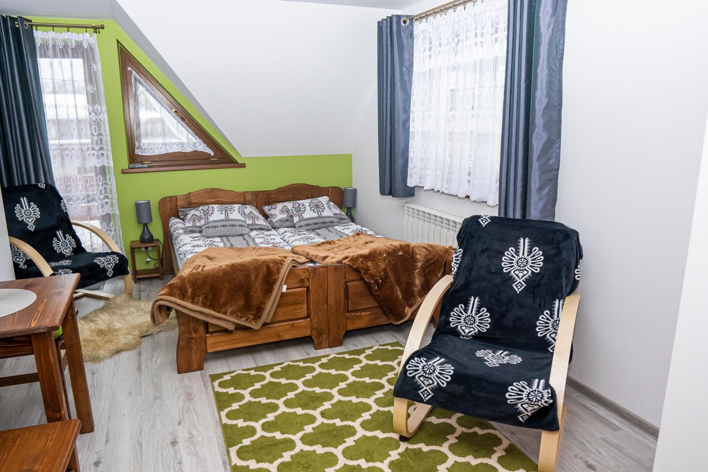 Double Room with Private Bathroom - Photo 1