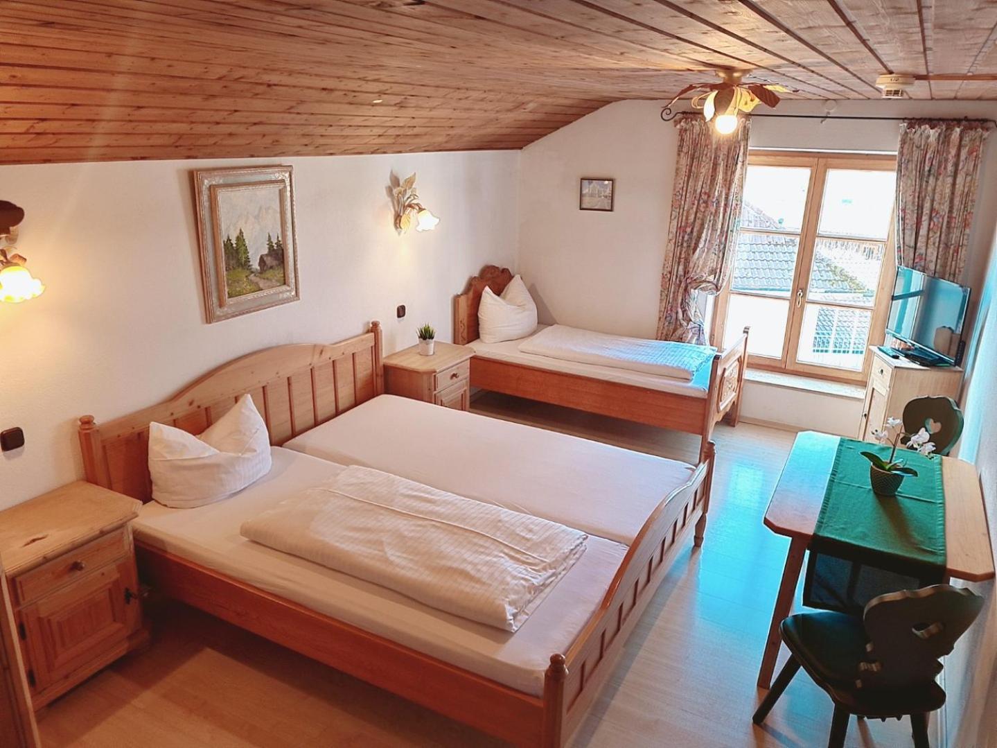 Triple Room - Photo 5