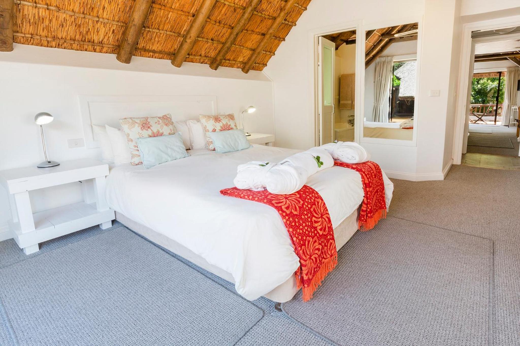 Standard Double Room - Photo 7
