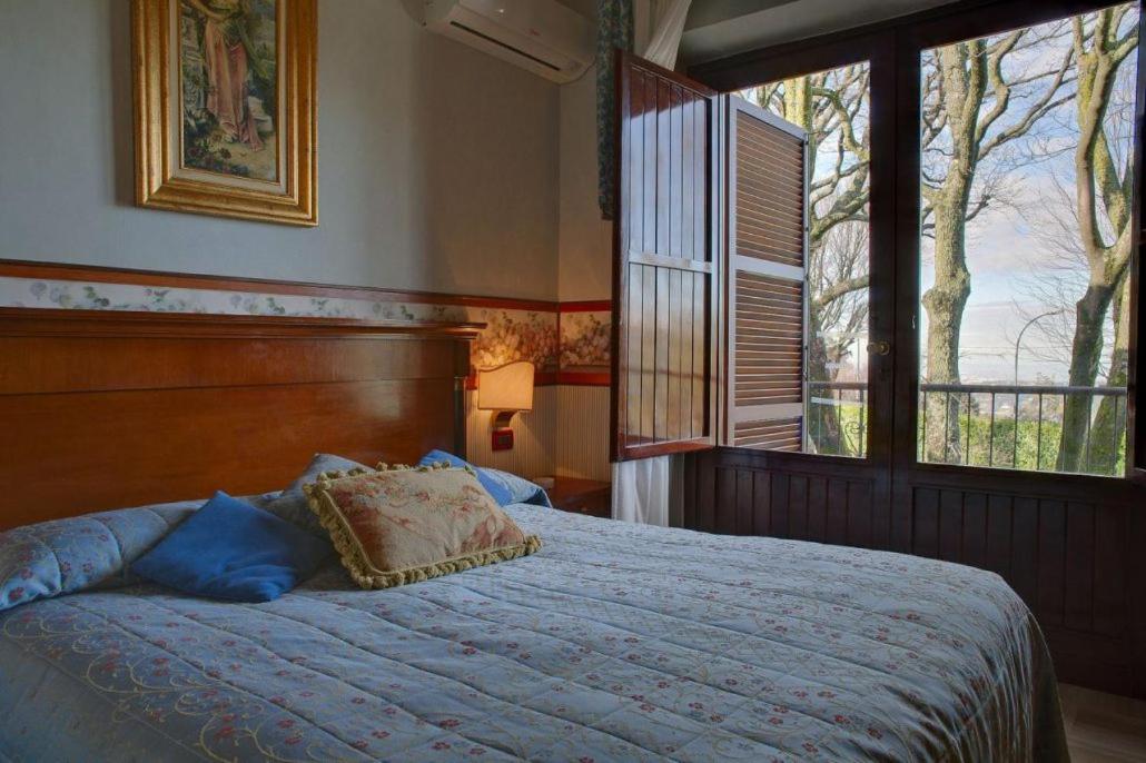 Superior Double or Twin Room photo 2
