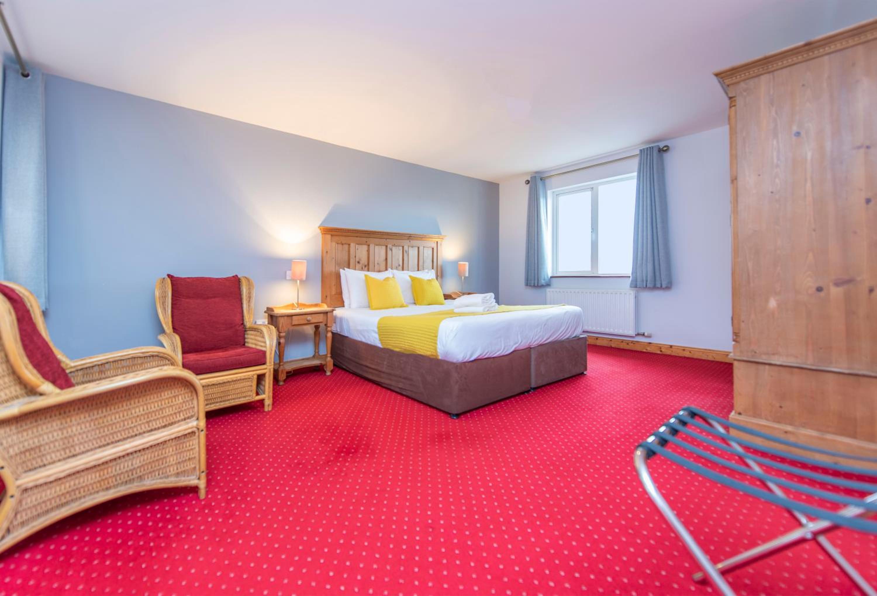 Deluxe King Room photo 2