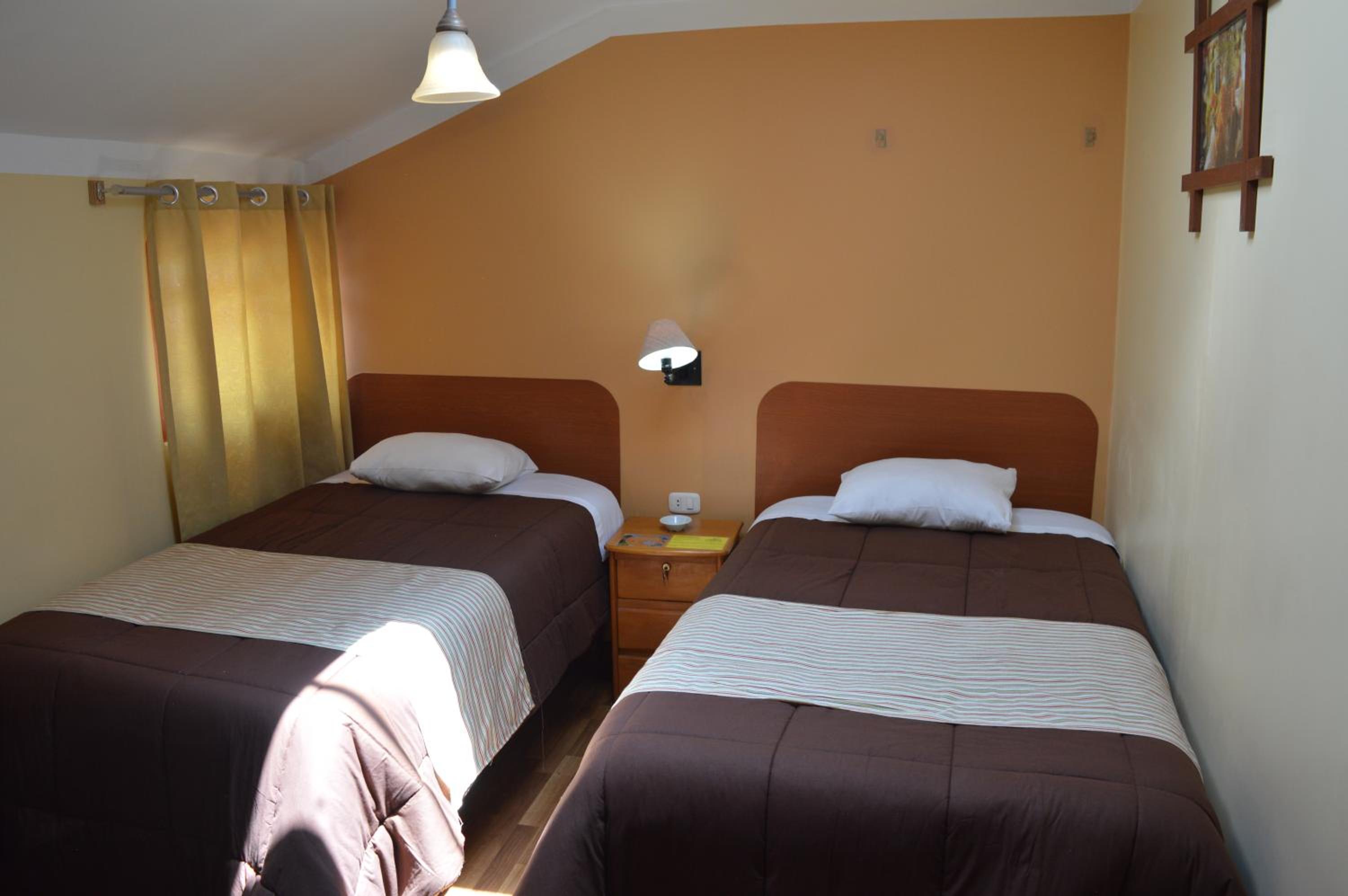 Standard Twin Room photo 2