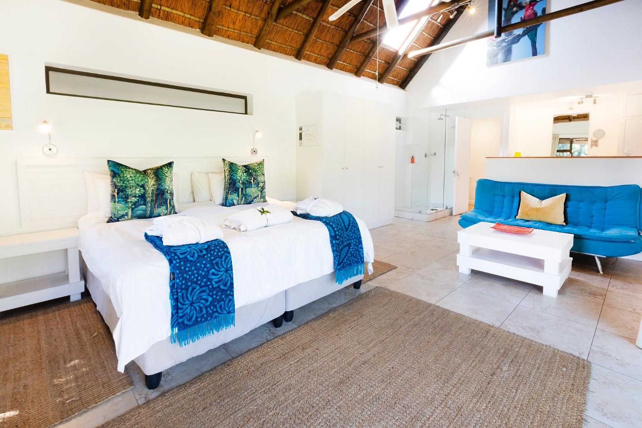 Superior Suite - Photo 8